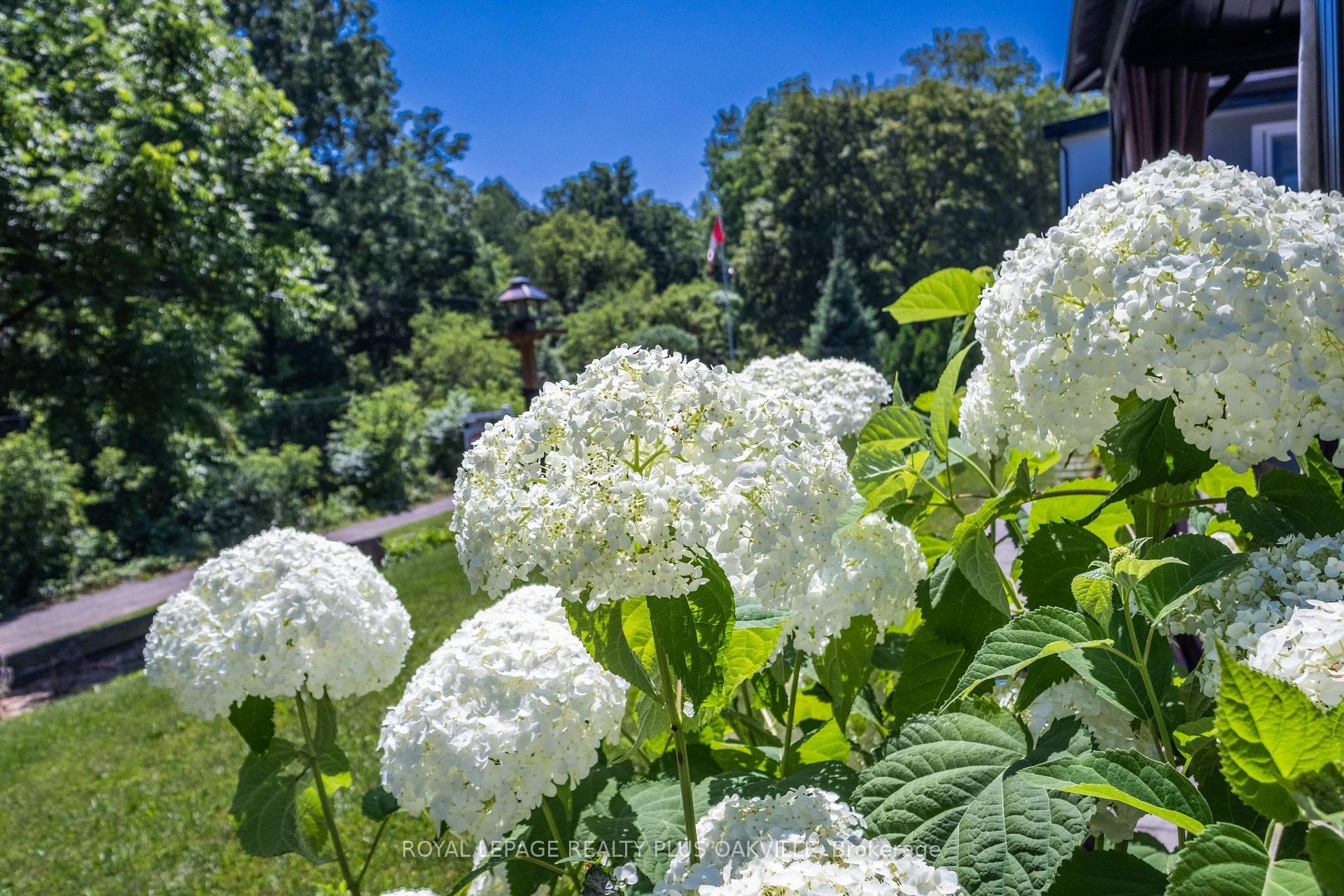 Photo 33 of 340 Clarendon Drive, Hamilton, Ancaster — HOMEH