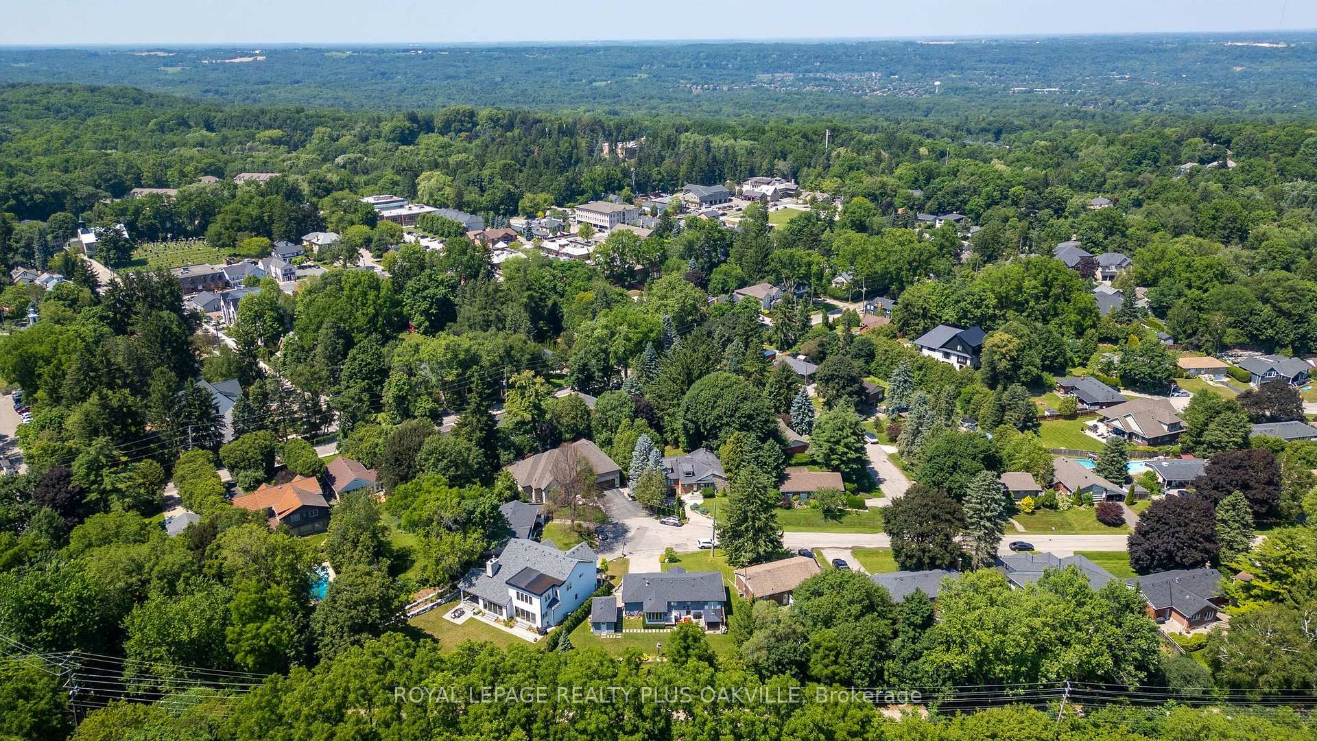 Photo 42 of 340 Clarendon Drive, Hamilton, Ancaster — HOMEH