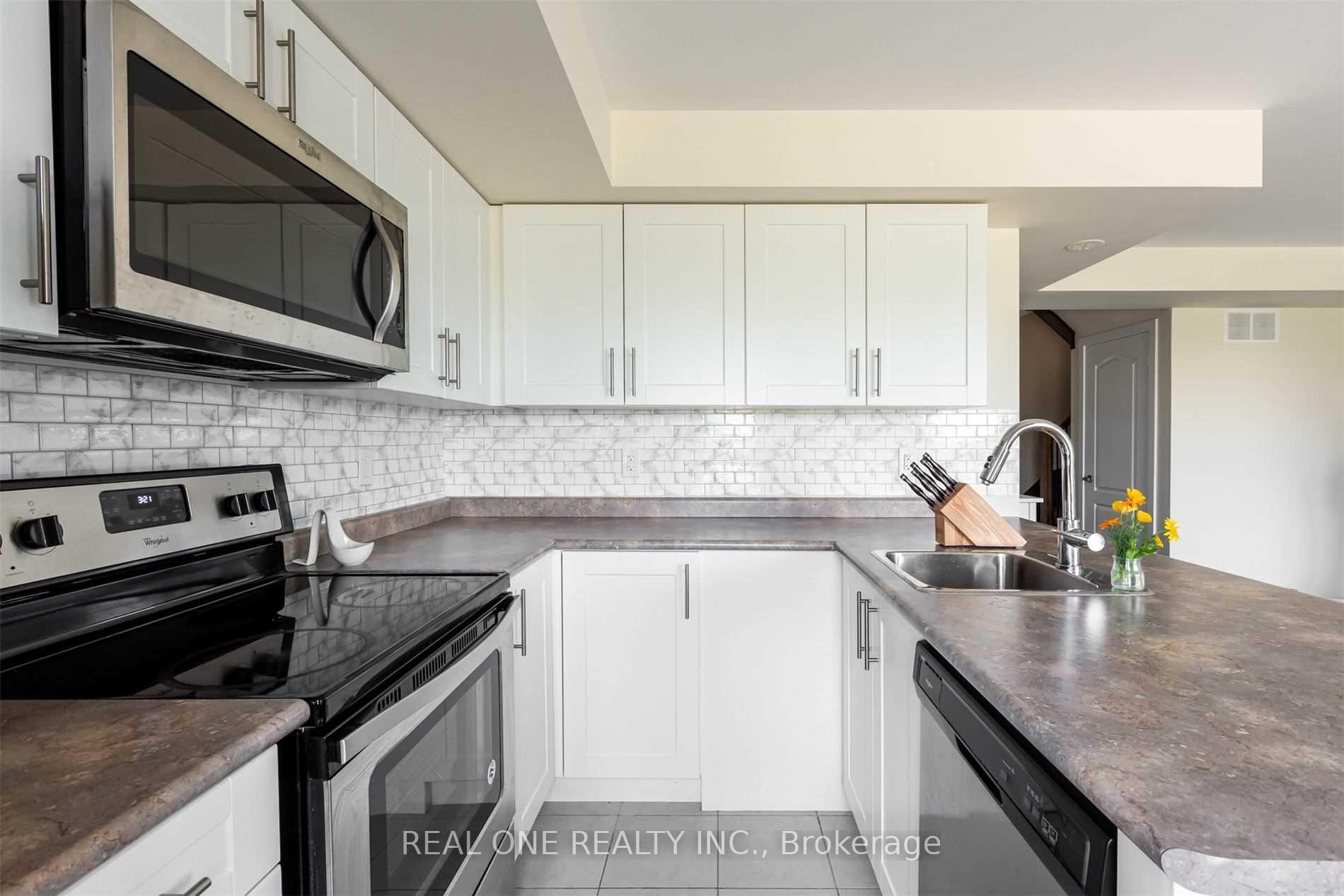 Photo 7 of Unit 603, 50 Dunsheath Way, Markham, Cornell — HOMEH