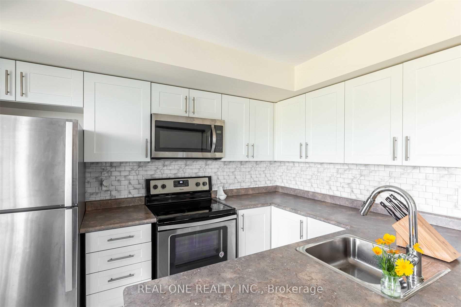 Photo 8 of Unit 603, 50 Dunsheath Way, Markham, Cornell — HOMEH