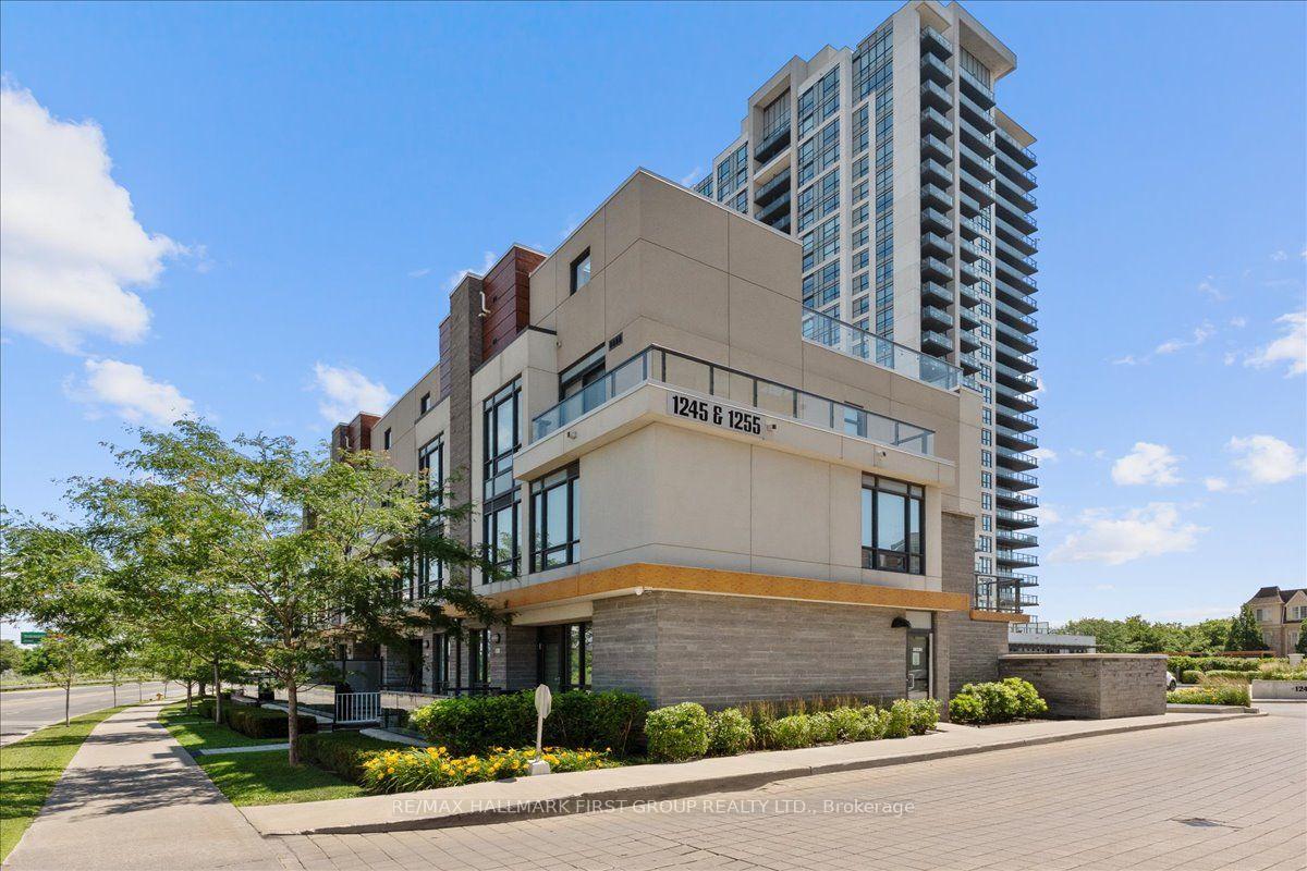 Photo 2 of Unit TH4, 1245 Bayly Street, Pickering, Bay Ridges — HOMEH