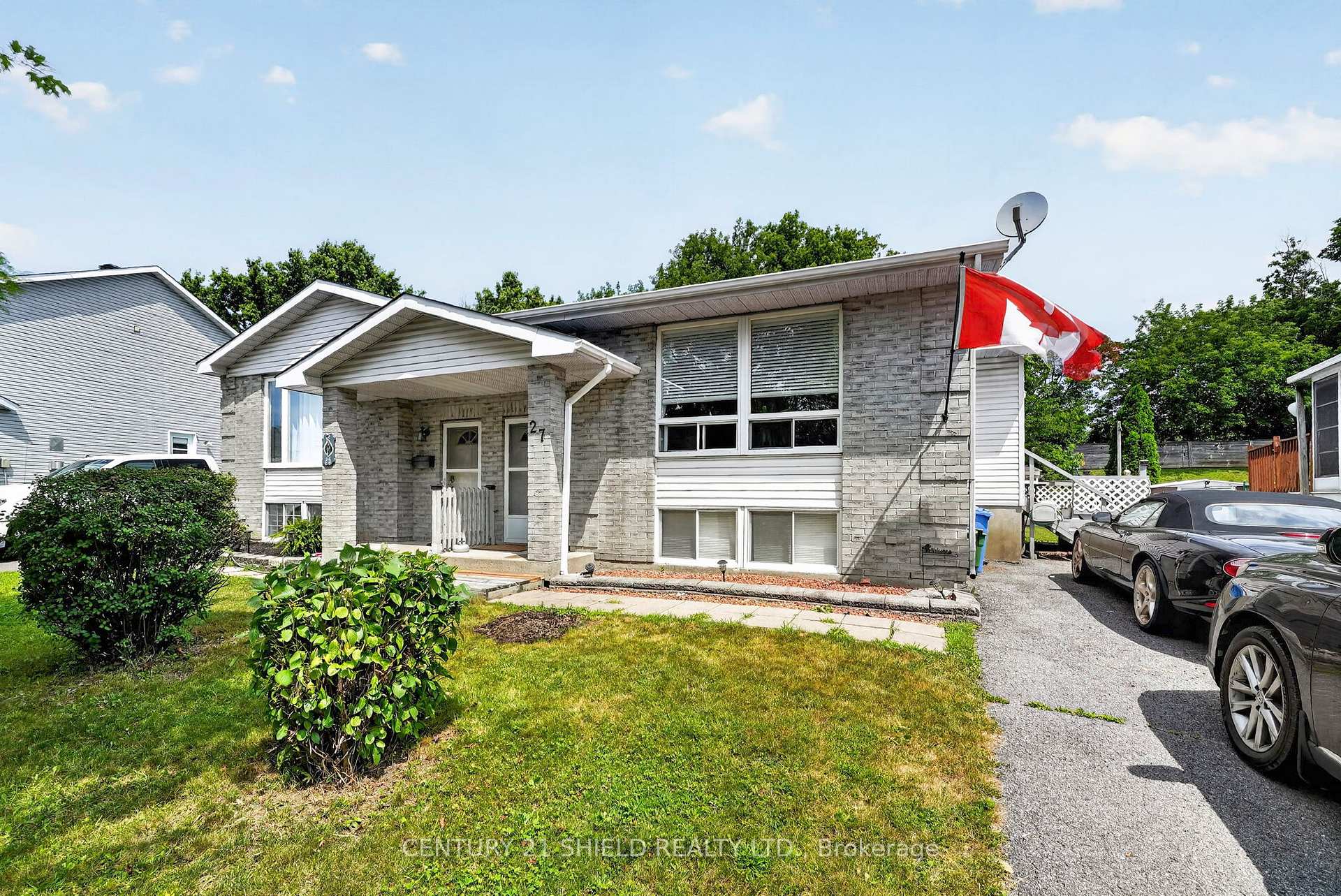 Photo 3 of 27 Wellington Street E, Cornwall, Cornwall — HOMEH