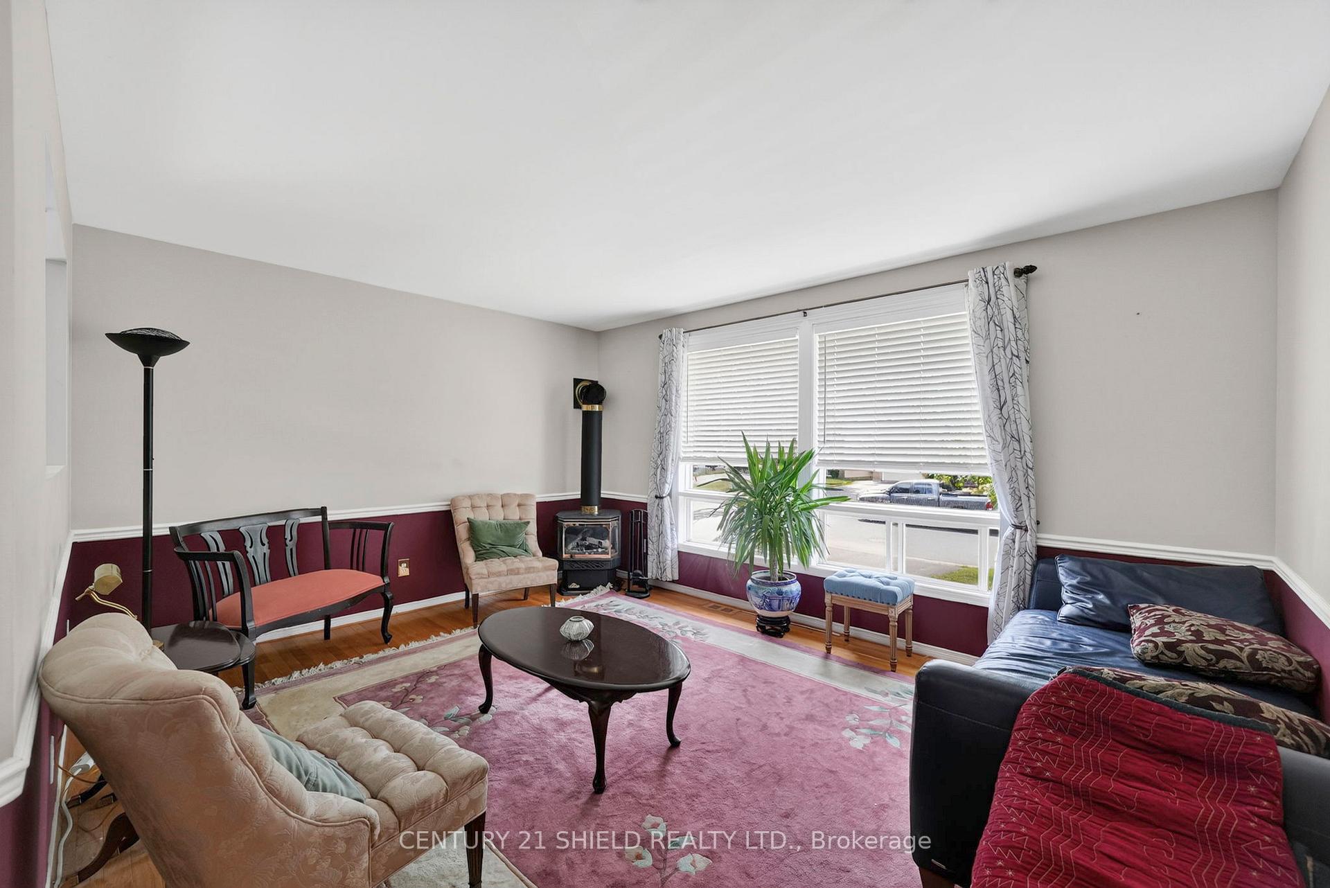 Photo 6 of 27 Wellington Street E, Cornwall, Cornwall — HOMEH