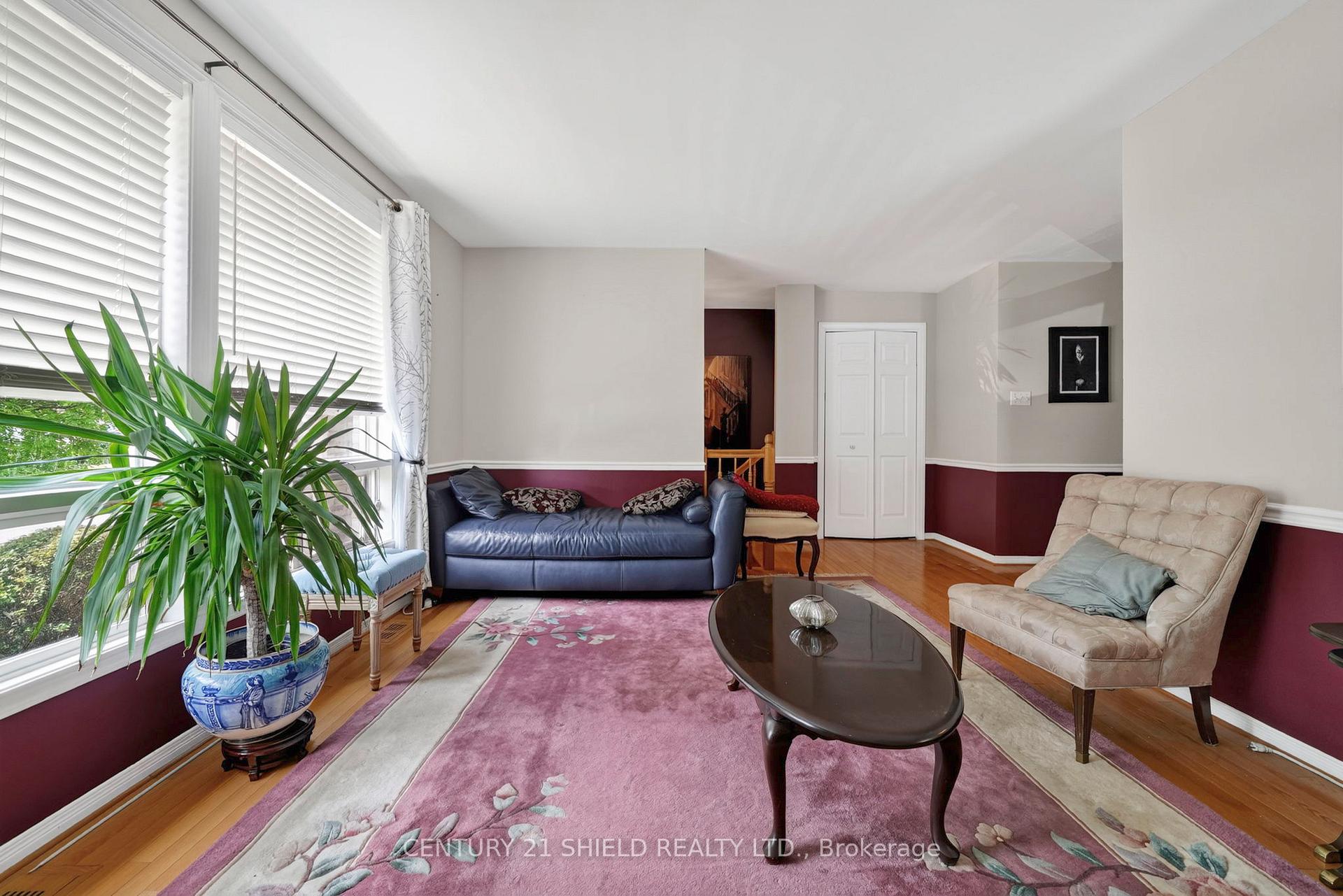 Photo 8 of 27 Wellington Street E, Cornwall, Cornwall — HOMEH