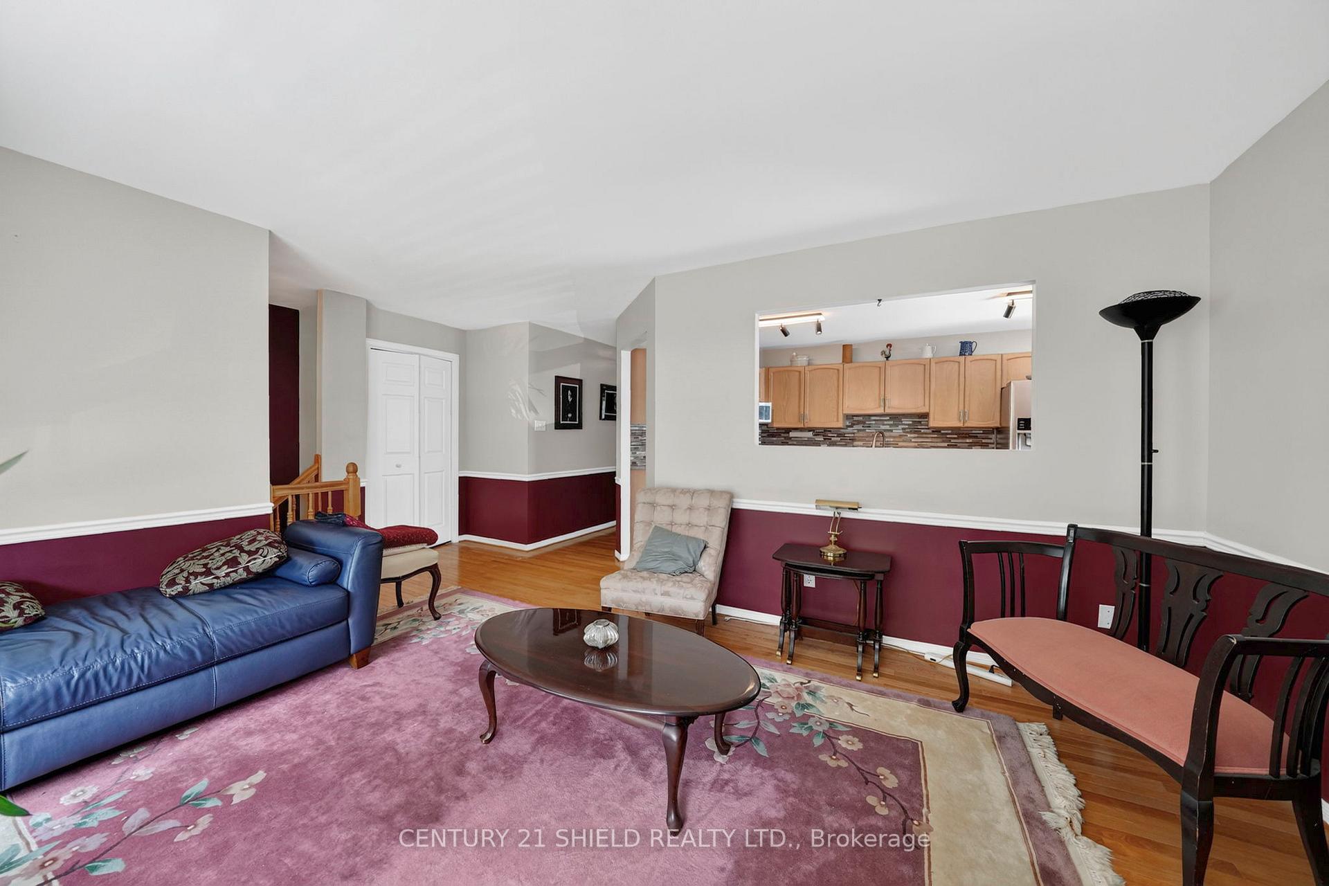 Photo 10 of 27 Wellington Street E, Cornwall, Cornwall — HOMEH