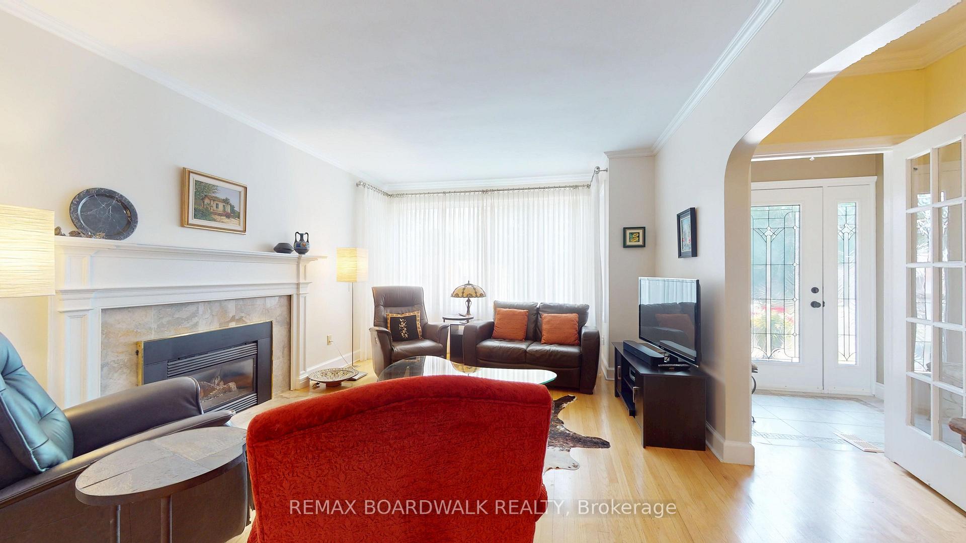 Photo 4 of 148 James Street E, Brockville, Brockville — HOMEH