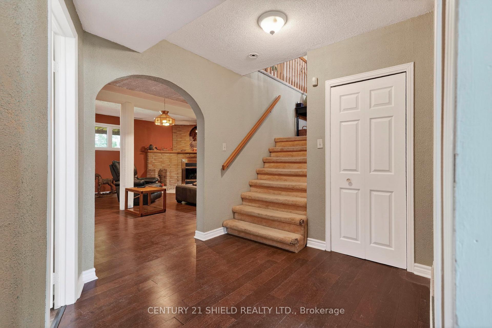 Photo 21 of 812 Briarhill Avenue, Cornwall, Cornwall — HOMEH