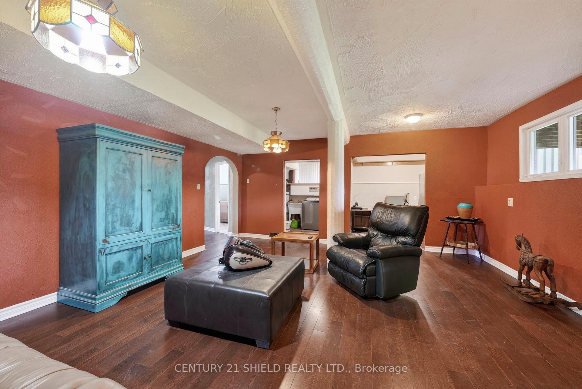 Photo 24 of 812 Briarhill Avenue, Cornwall, Cornwall — HOMEH