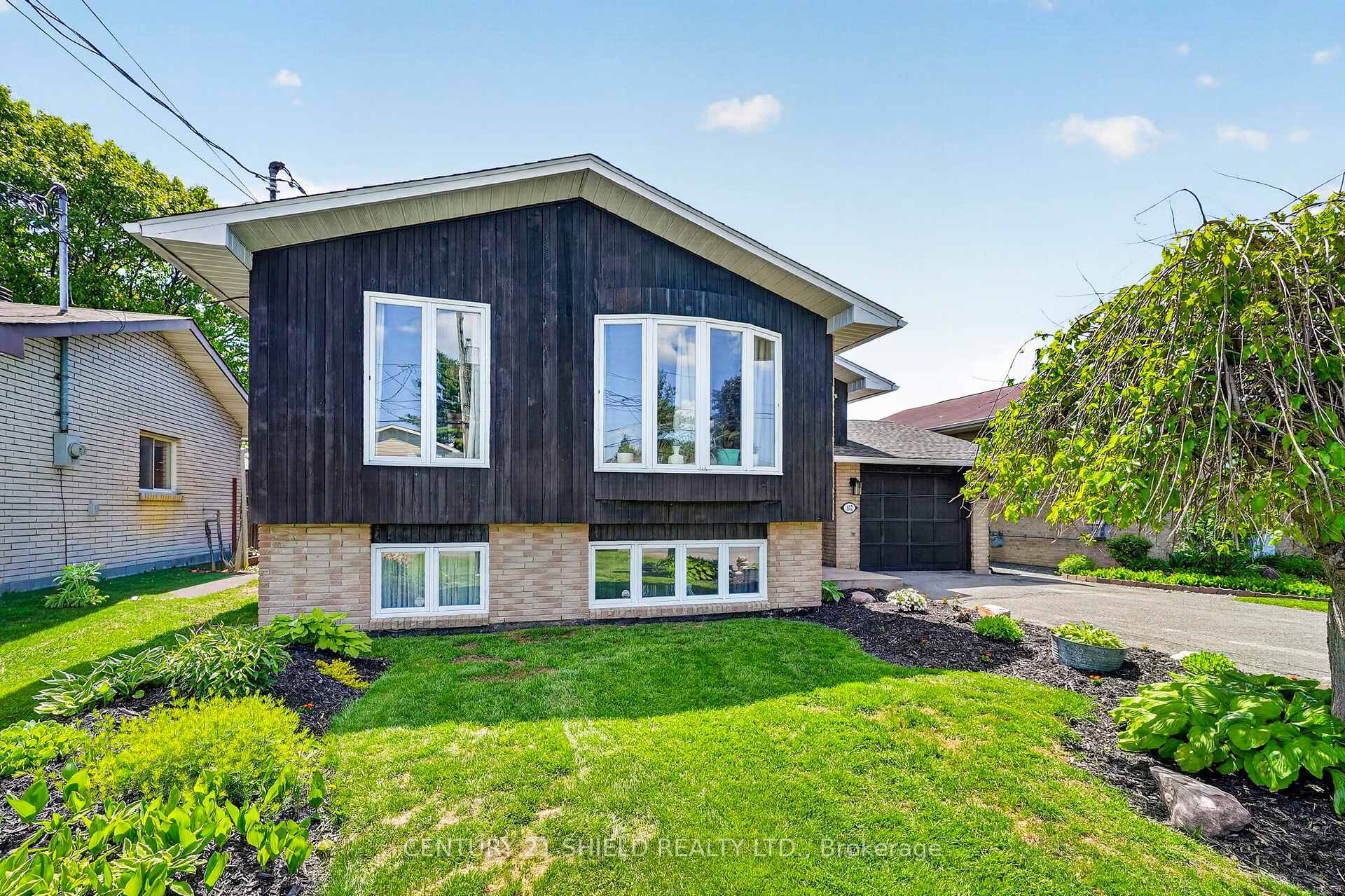 Photo 37 of 812 Briarhill Avenue, Cornwall, Cornwall — HOMEH