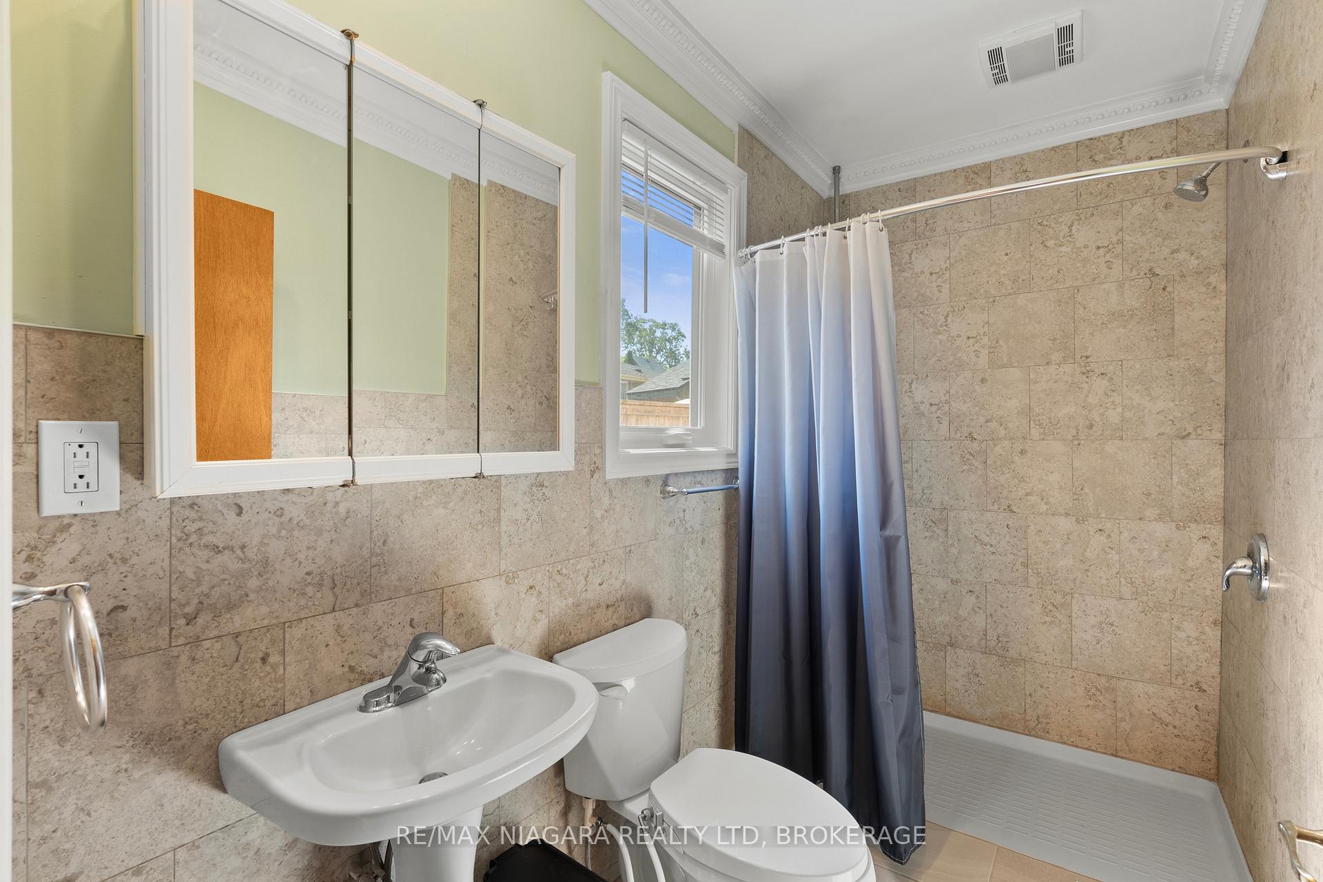 Photo 19 of 4691 Morrison Street, Niagara Falls, Downtown — HOMEH