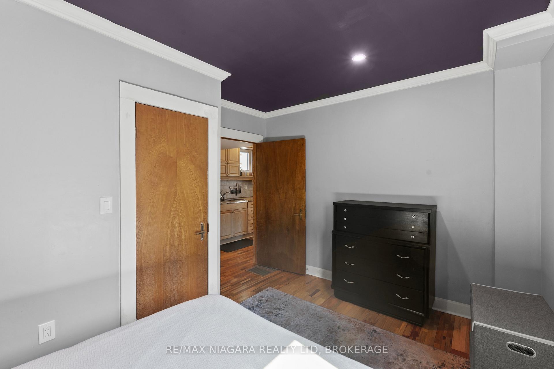 Photo 21 of 4691 Morrison Street, Niagara Falls, Downtown — HOMEH