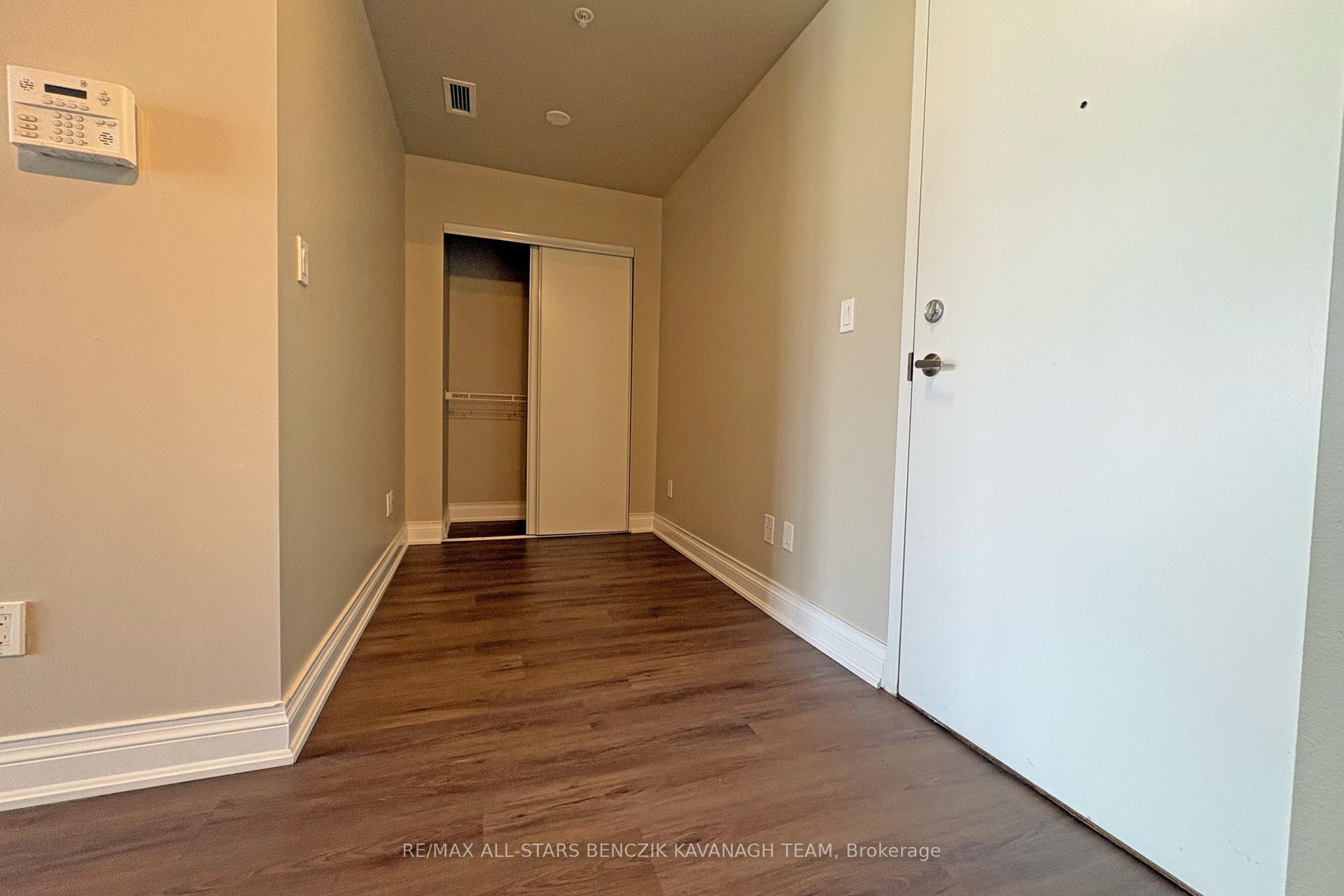 Photo 10 of Unit 233, 68 Main Street N, Markham, Old Markham Village — HOMEH