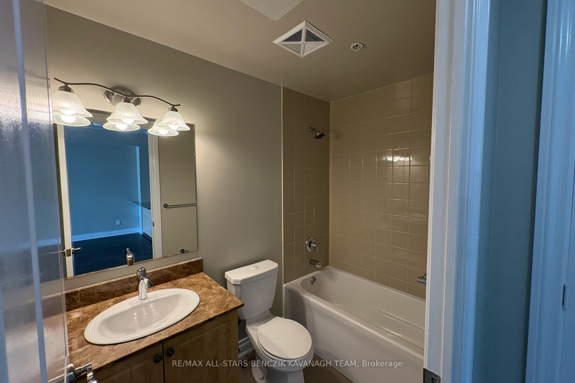 Photo 16 of Unit 233, 68 Main Street N, Markham, Old Markham Village — HOMEH
