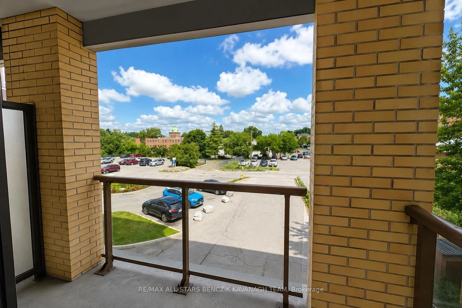Photo 11 of Unit 233, 68 Main Street N, Markham, Old Markham Village — HOMEH