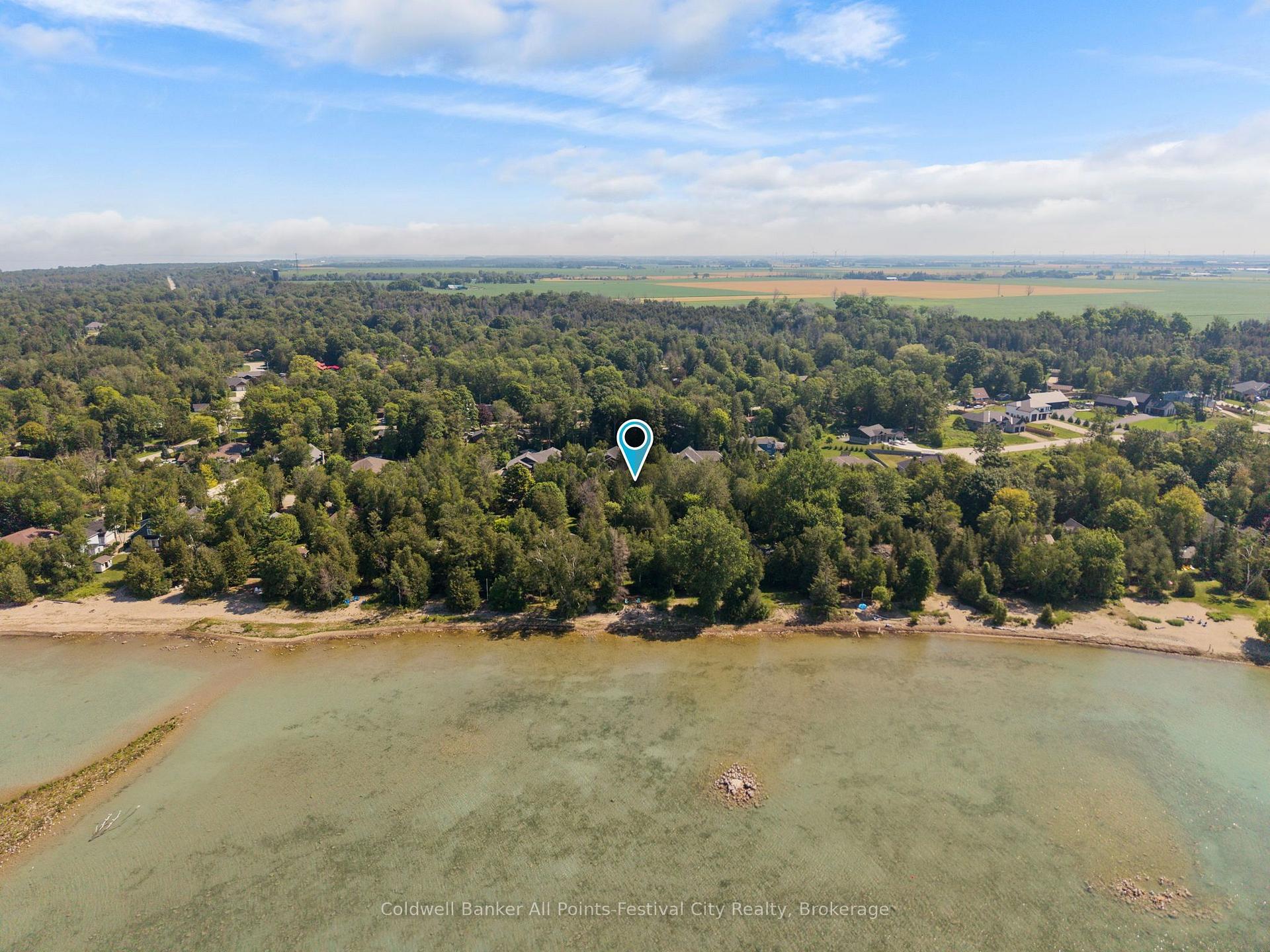 Photo 4 of 149 Huron Road W, Huron-Kinloss — HOMEH