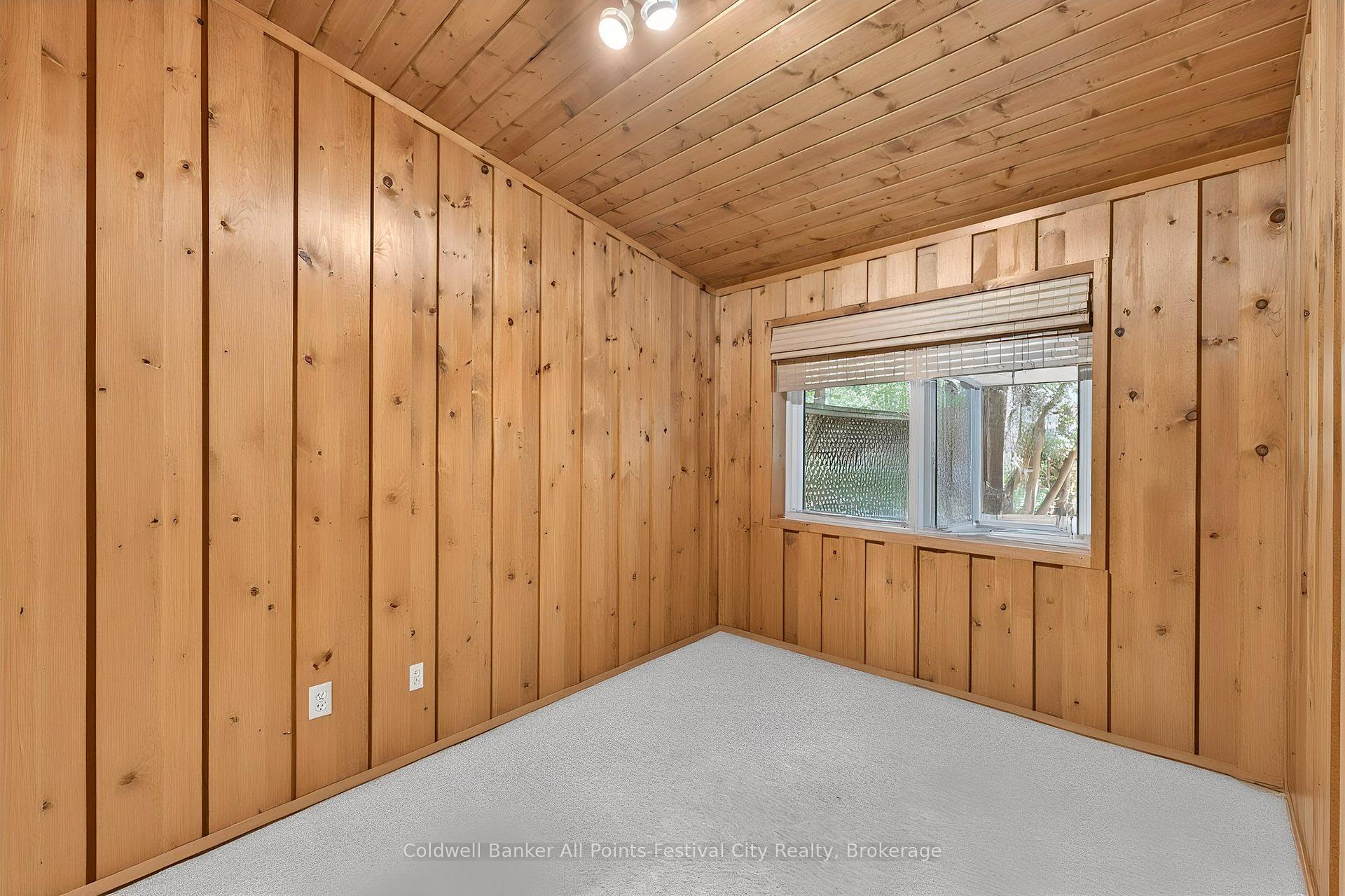 Photo 13 of 149 Huron Road W, Huron-Kinloss — HOMEH