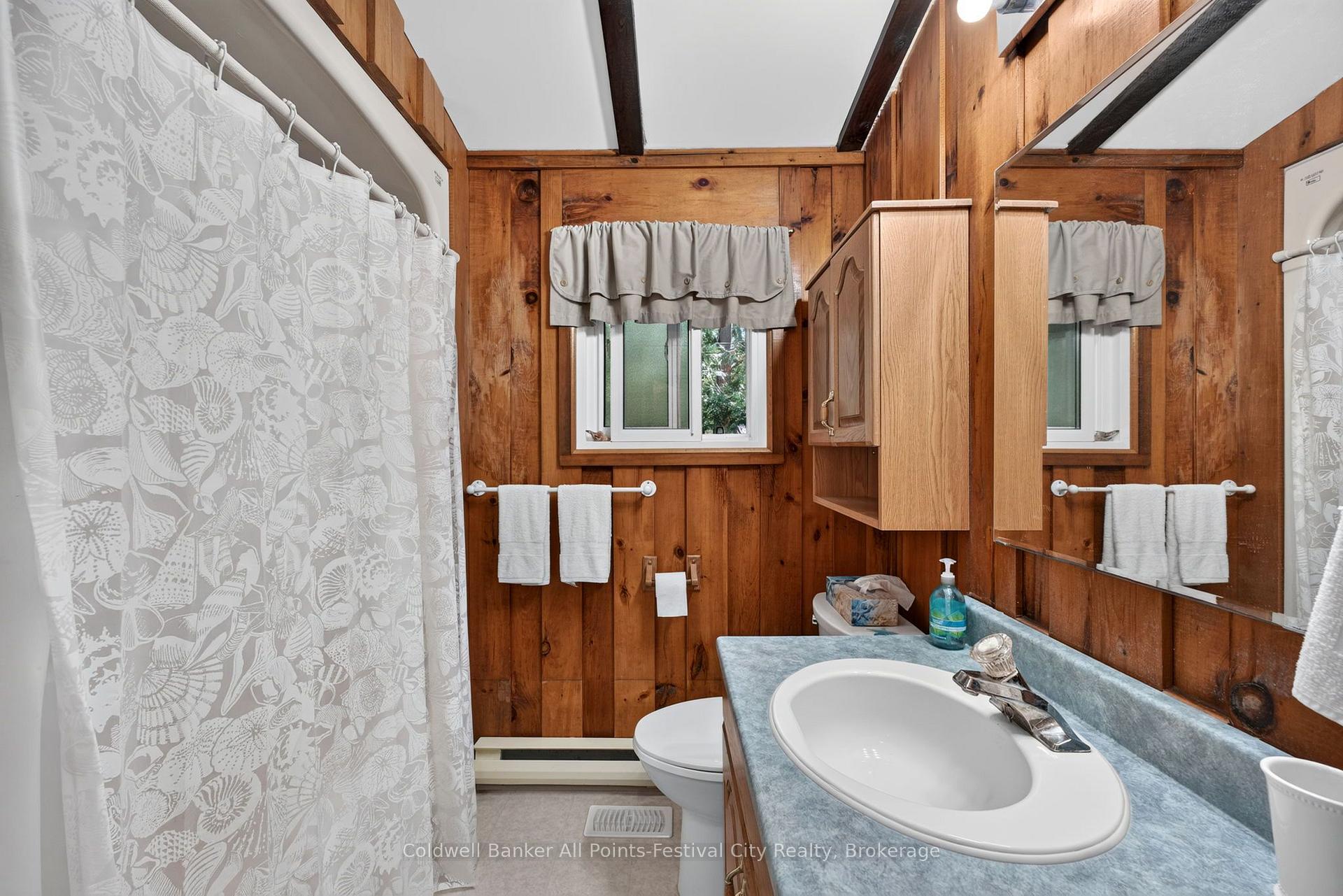 Photo 19 of 149 Huron Road W, Huron-Kinloss — HOMEH
