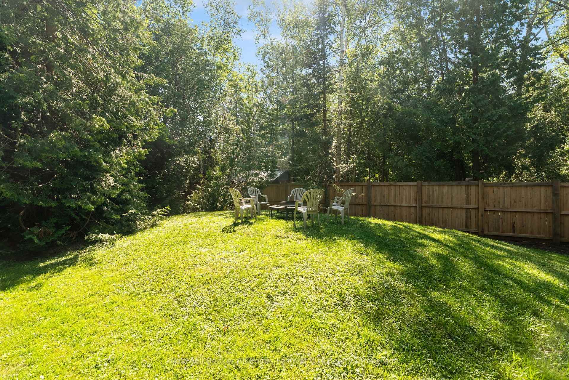 Photo 34 of 149 Huron Road W, Huron-Kinloss — HOMEH