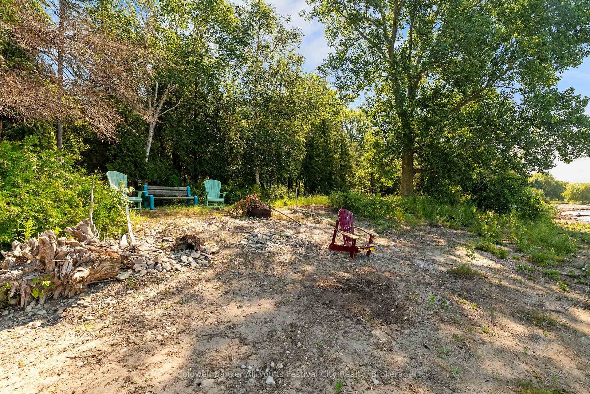 Photo 38 of 149 Huron Road W, Huron-Kinloss — HOMEH