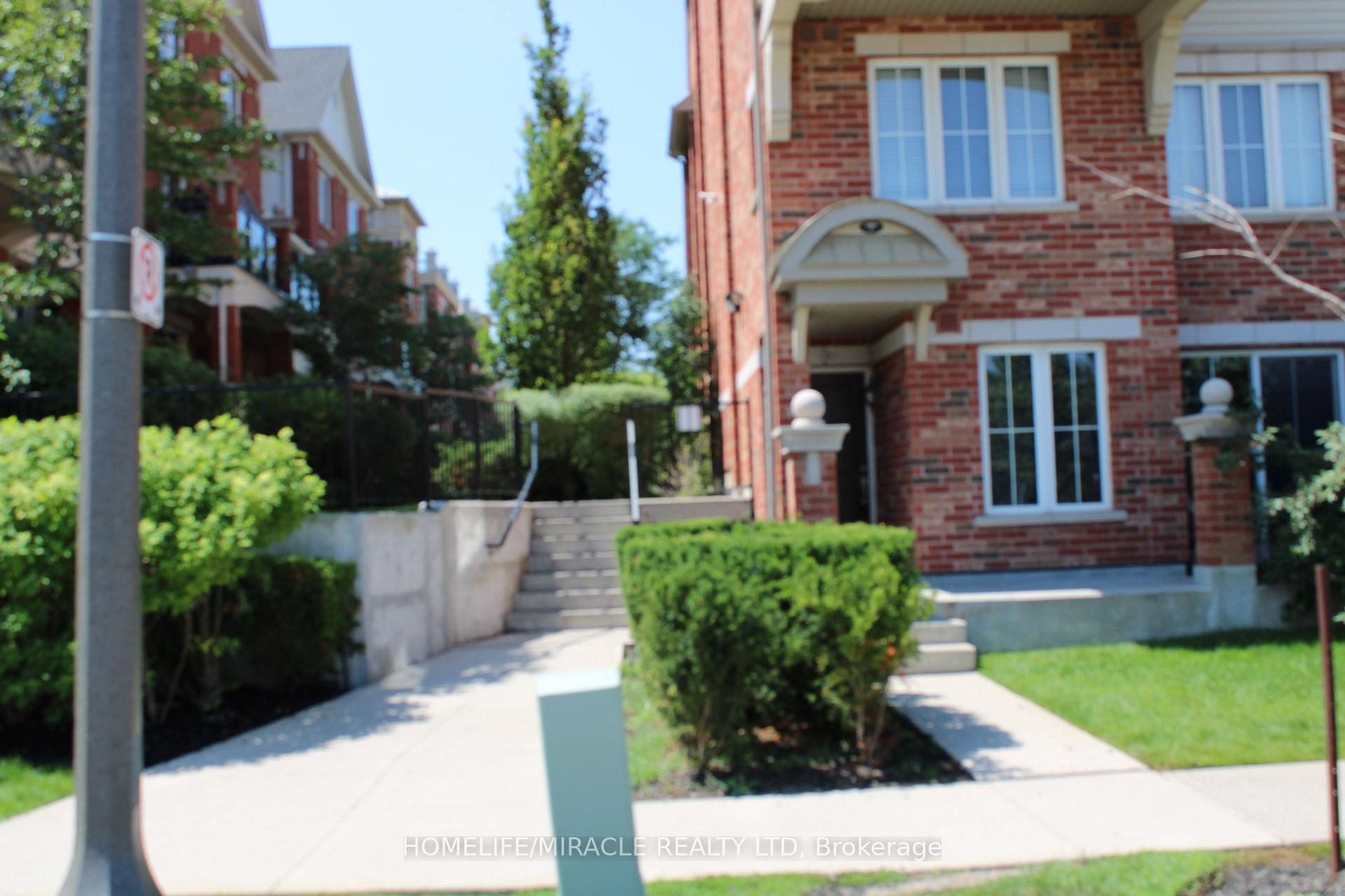 Photo 2 of Unit 23, 2508 Post Road, Oakville, River Oaks — HOMEH
