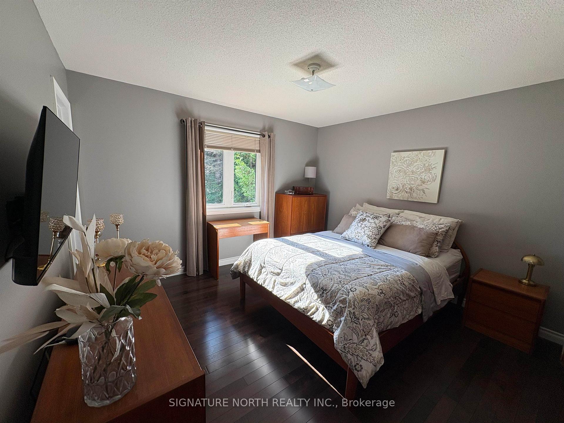 Photo 14 of 3130 Fairview Avenue, Thunder Bay, Rosslyn Road — HOMEH