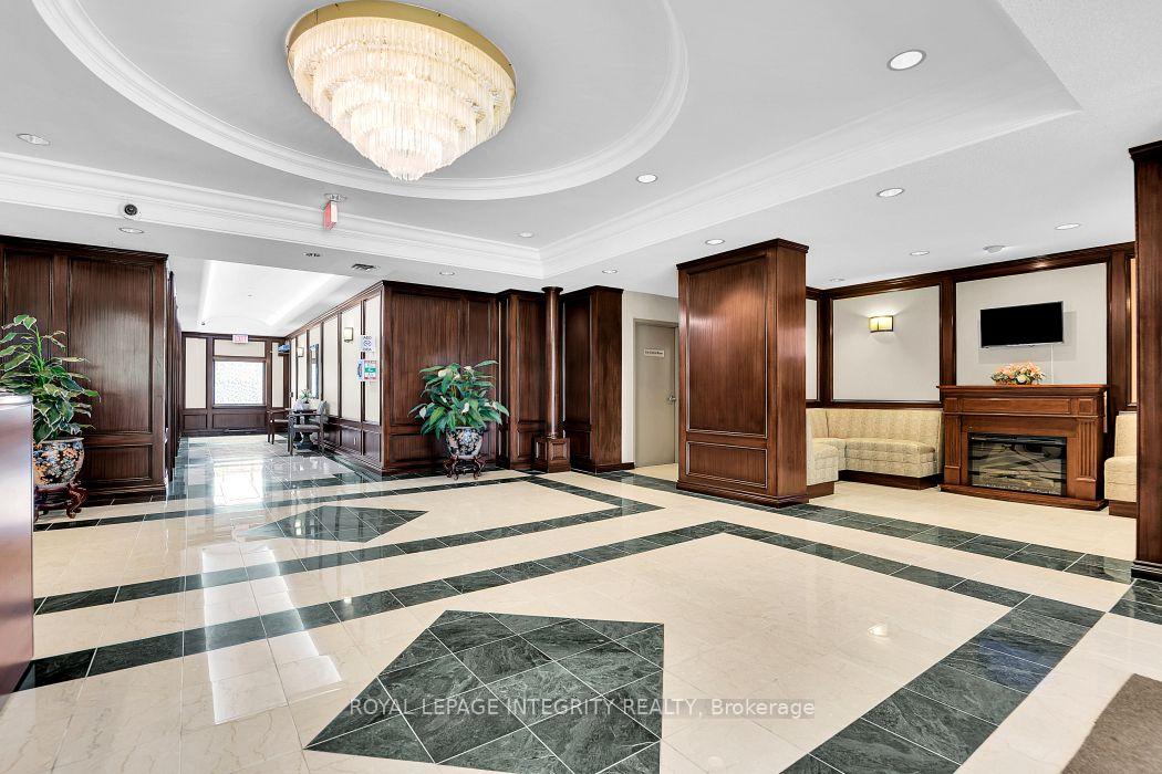 Photo 5 of Unit 810, 1705 Playfair Drive, Ottawa, Playfair Park — HOMEH