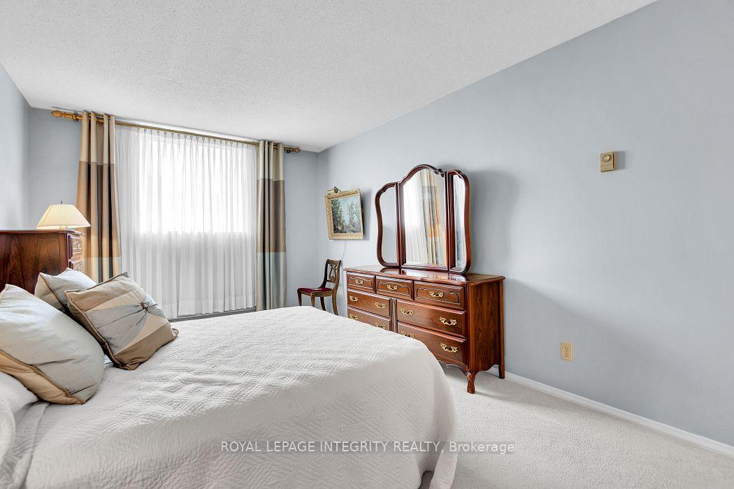 Photo 22 of Unit 810, 1705 Playfair Drive, Ottawa, Playfair Park — HOMEH
