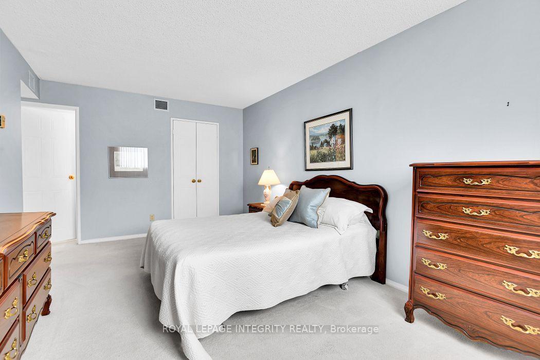 Photo 23 of Unit 810, 1705 Playfair Drive, Ottawa, Playfair Park — HOMEH