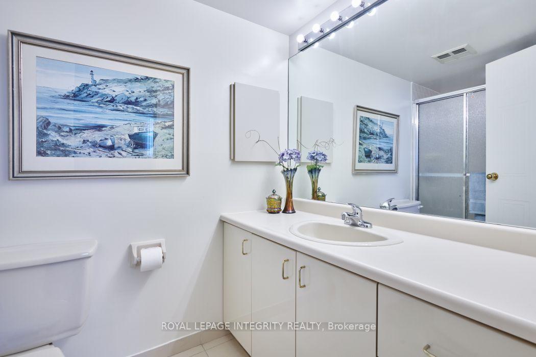 Photo 24 of Unit 810, 1705 Playfair Drive, Ottawa, Playfair Park — HOMEH