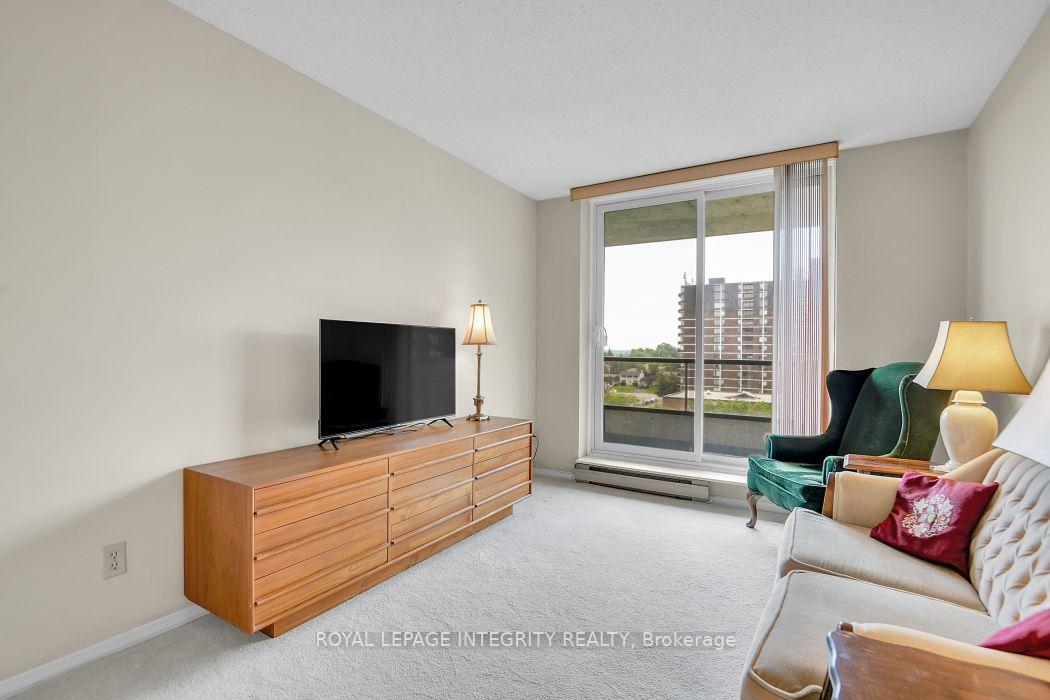 Photo 26 of Unit 810, 1705 Playfair Drive, Ottawa, Playfair Park — HOMEH