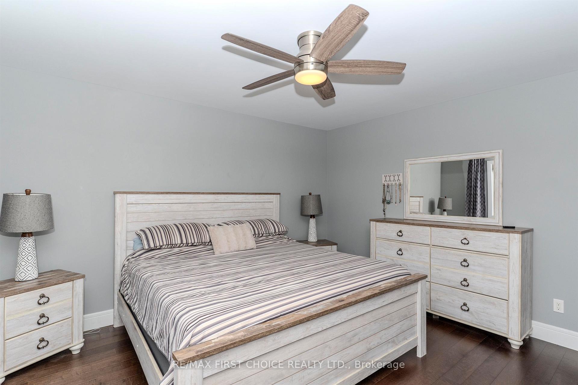 Photo 19 of 740 Woodcrest Rd, Thunder Bay, John Street North — HOMEH