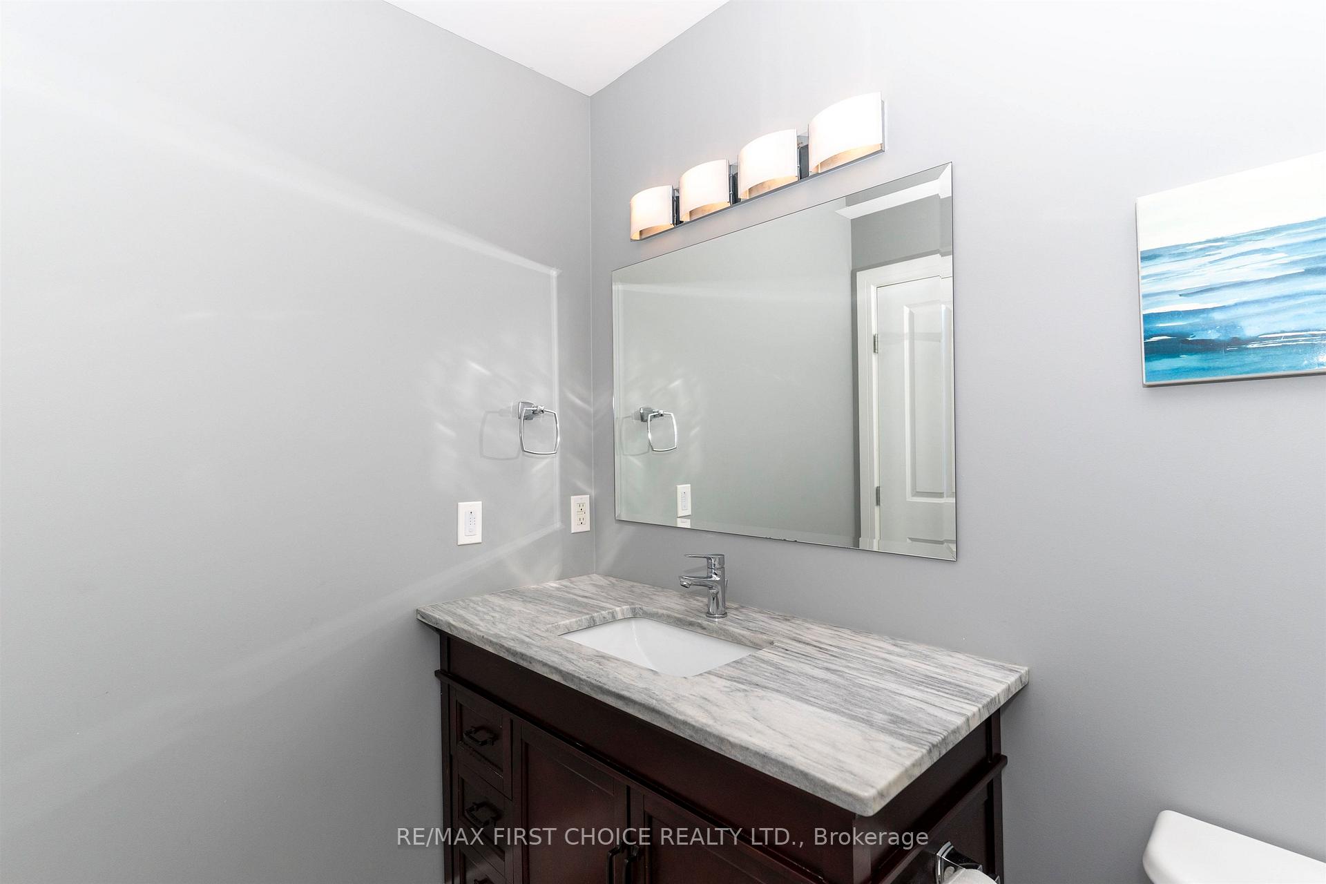 Photo 25 of 740 Woodcrest Rd, Thunder Bay, John Street North — HOMEH
