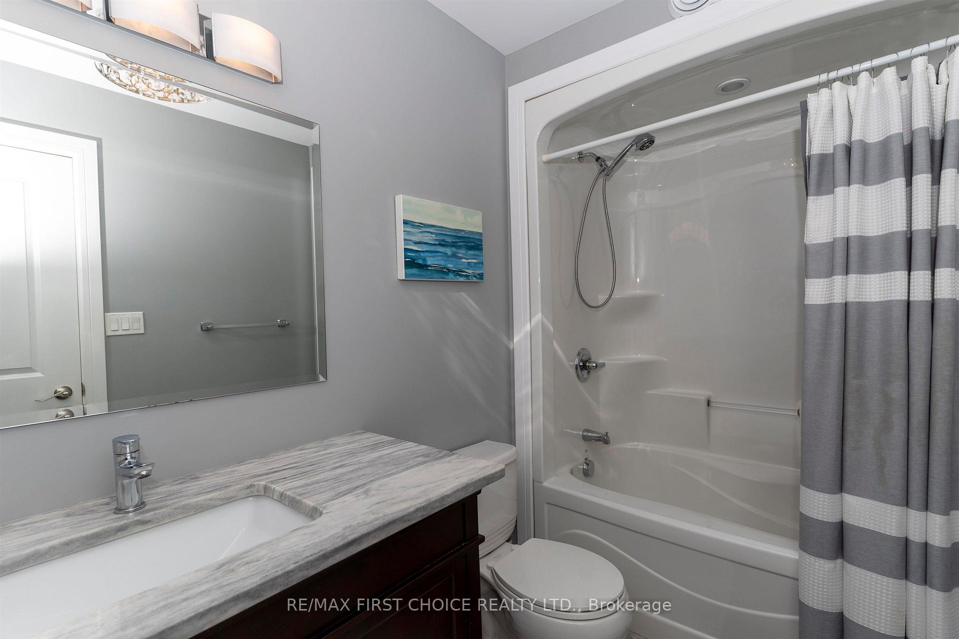 Photo 26 of 740 Woodcrest Rd, Thunder Bay, John Street North — HOMEH