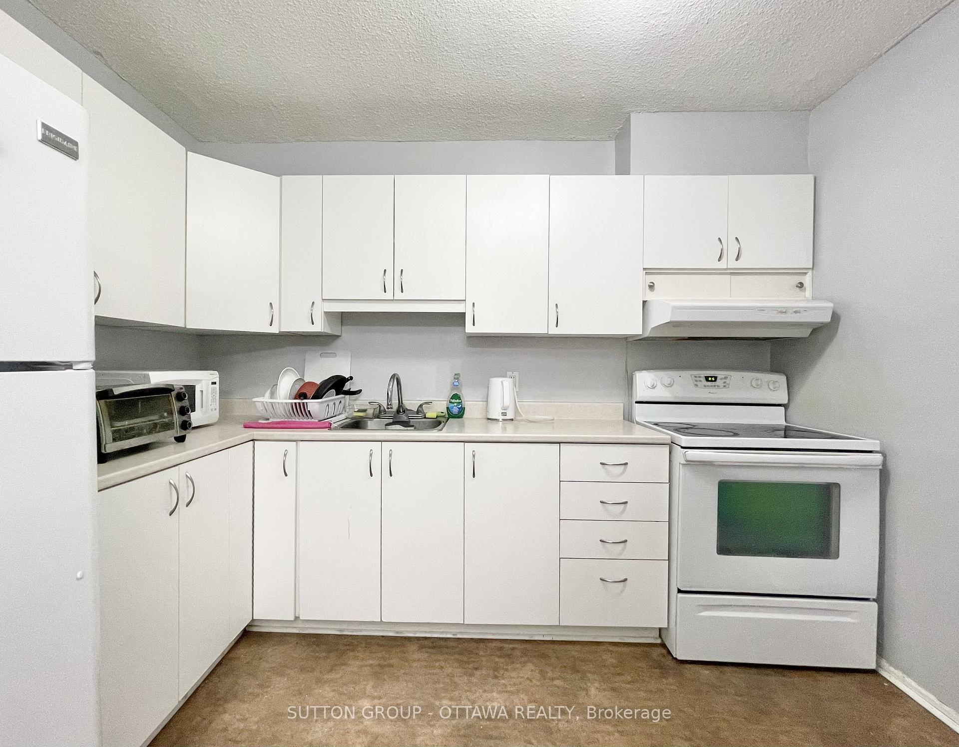 Photo 7 of Unit 704, 900 Dynes Road, Ottawa, Carleton Square — HOMEH