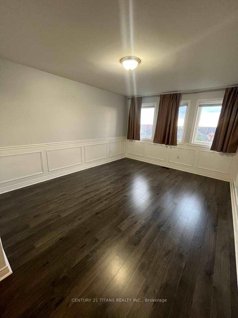 Photo 7 of Unit Main Floor, 32 Dooley Crescent, Ajax, Northwest Ajax — HOMEH