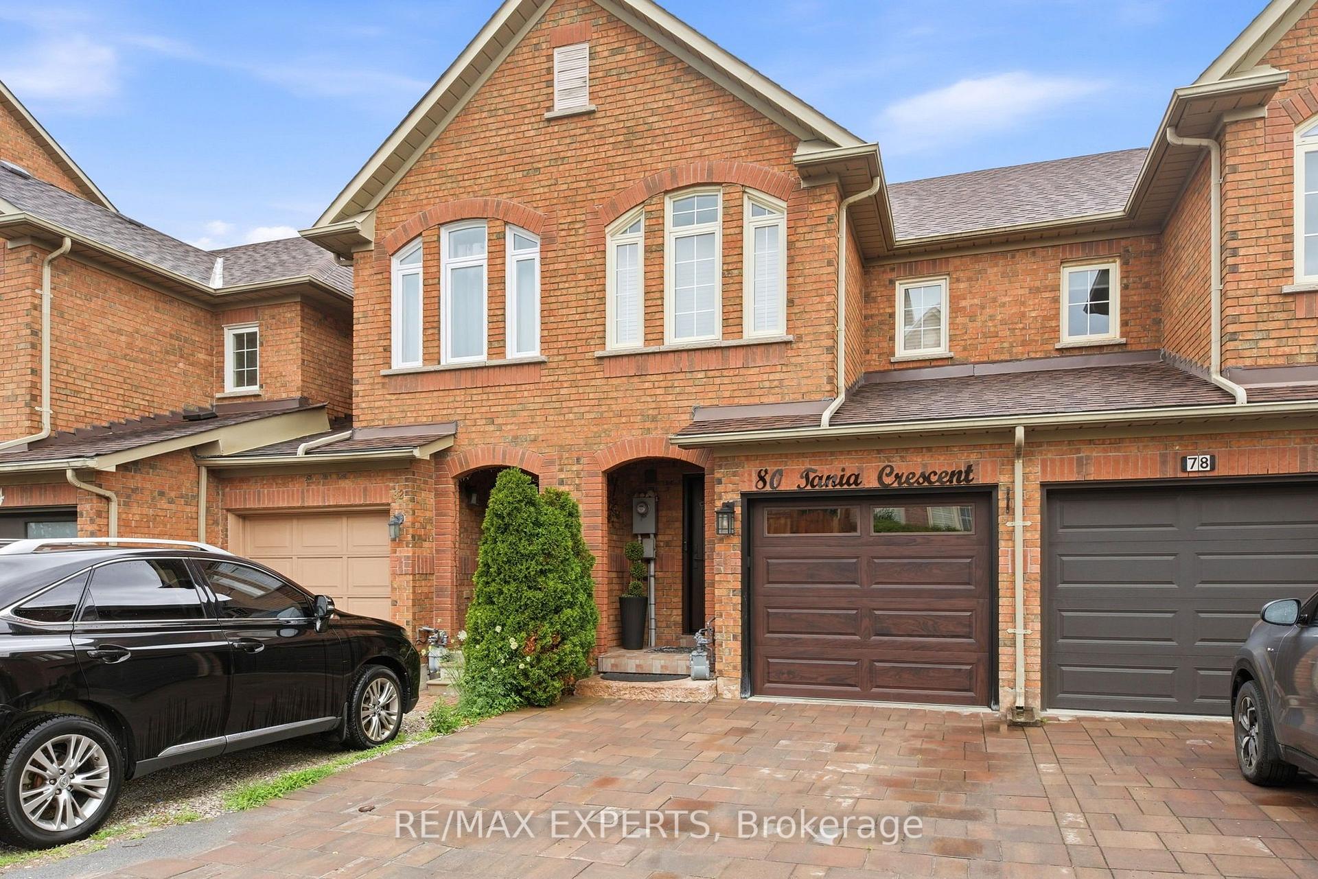 Photo 2 of Unit 7, 80 Tania Crescent, Vaughan, Maple — HOMEH