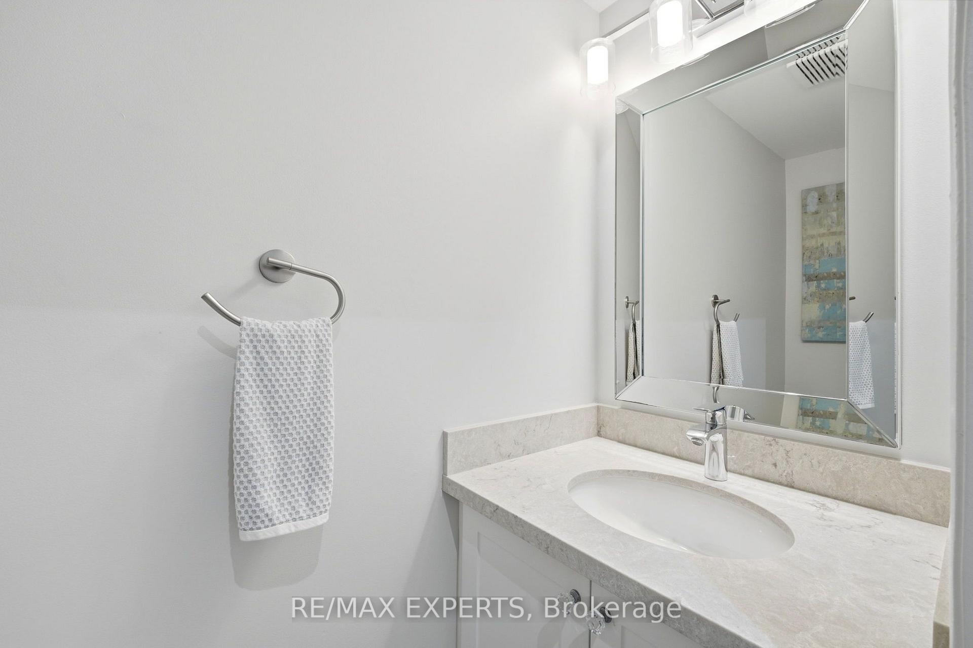 Photo 7 of Unit 7, 80 Tania Crescent, Vaughan, Maple — HOMEH