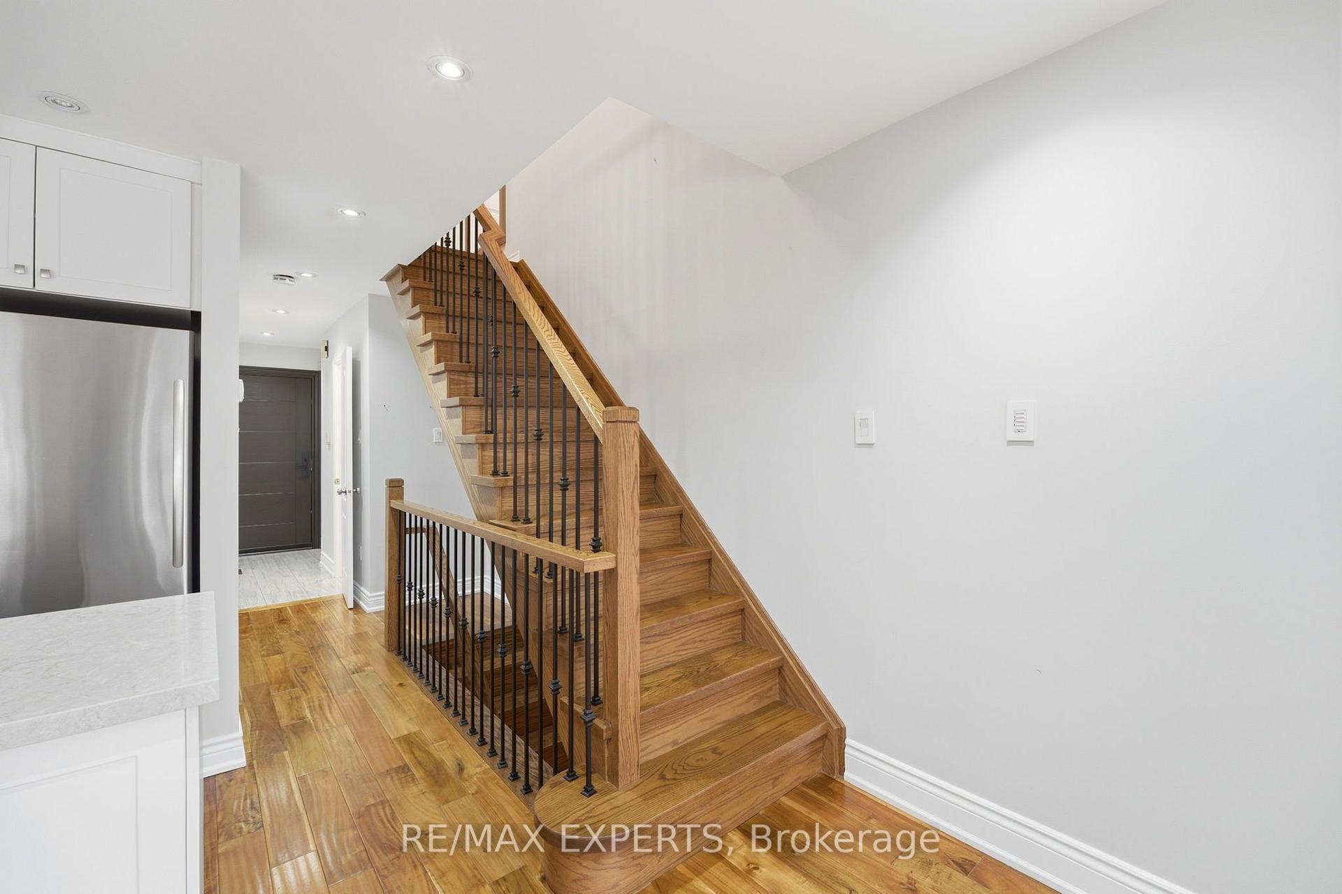 Photo 17 of Unit 7, 80 Tania Crescent, Vaughan, Maple — HOMEH