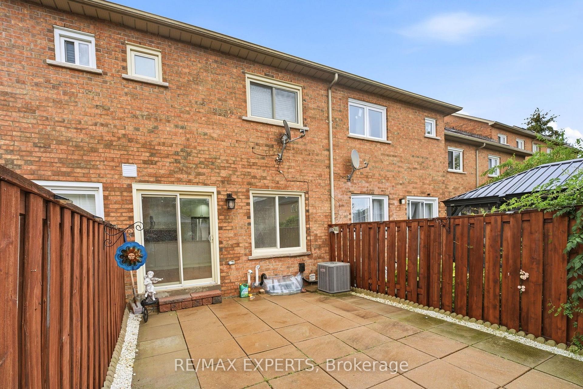 Photo 38 of Unit 7, 80 Tania Crescent, Vaughan, Maple — HOMEH
