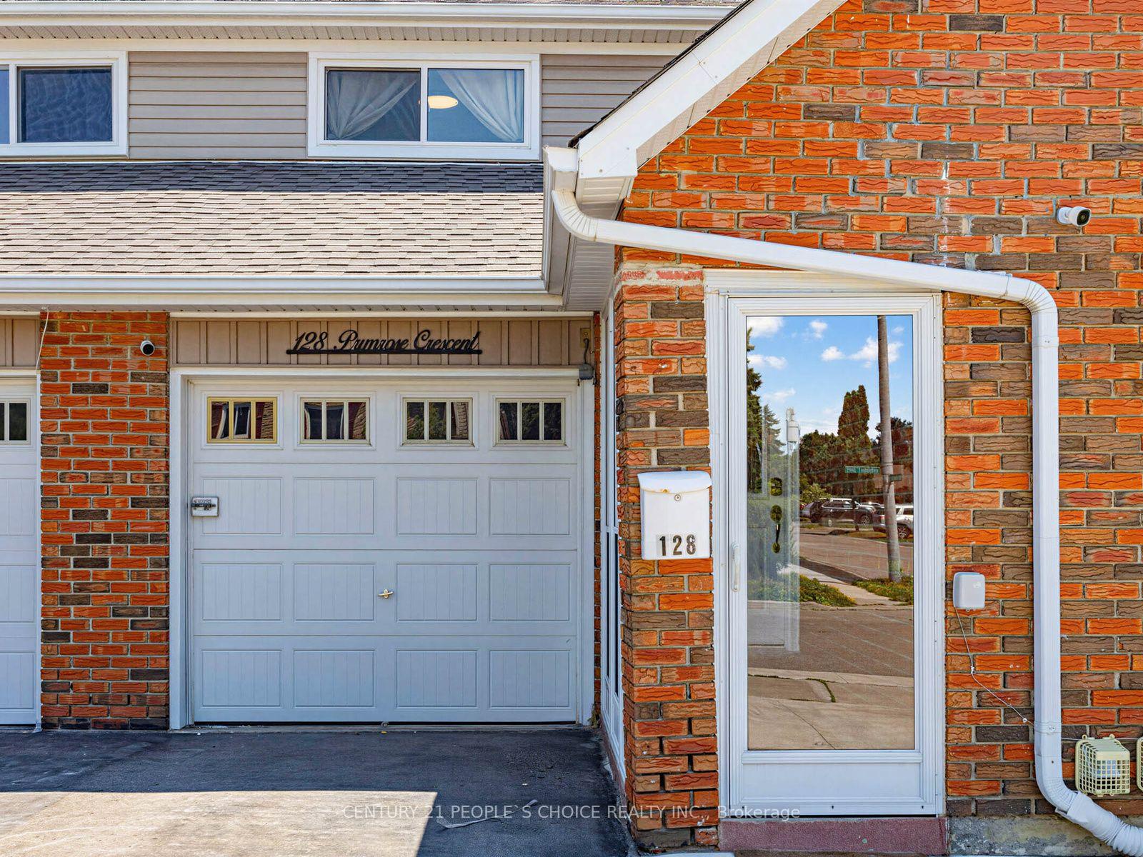 Photo 4 of 128 Primrose Crescent, Brampton, Heart Lake West — HOMEH