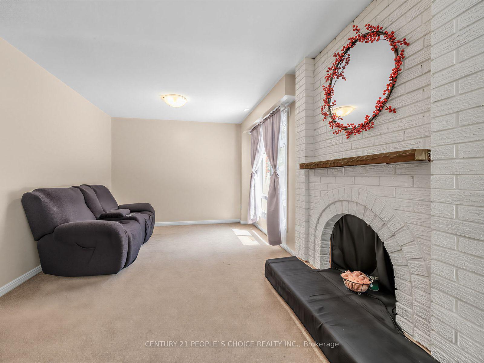 Photo 14 of 128 Primrose Crescent, Brampton, Heart Lake West — HOMEH