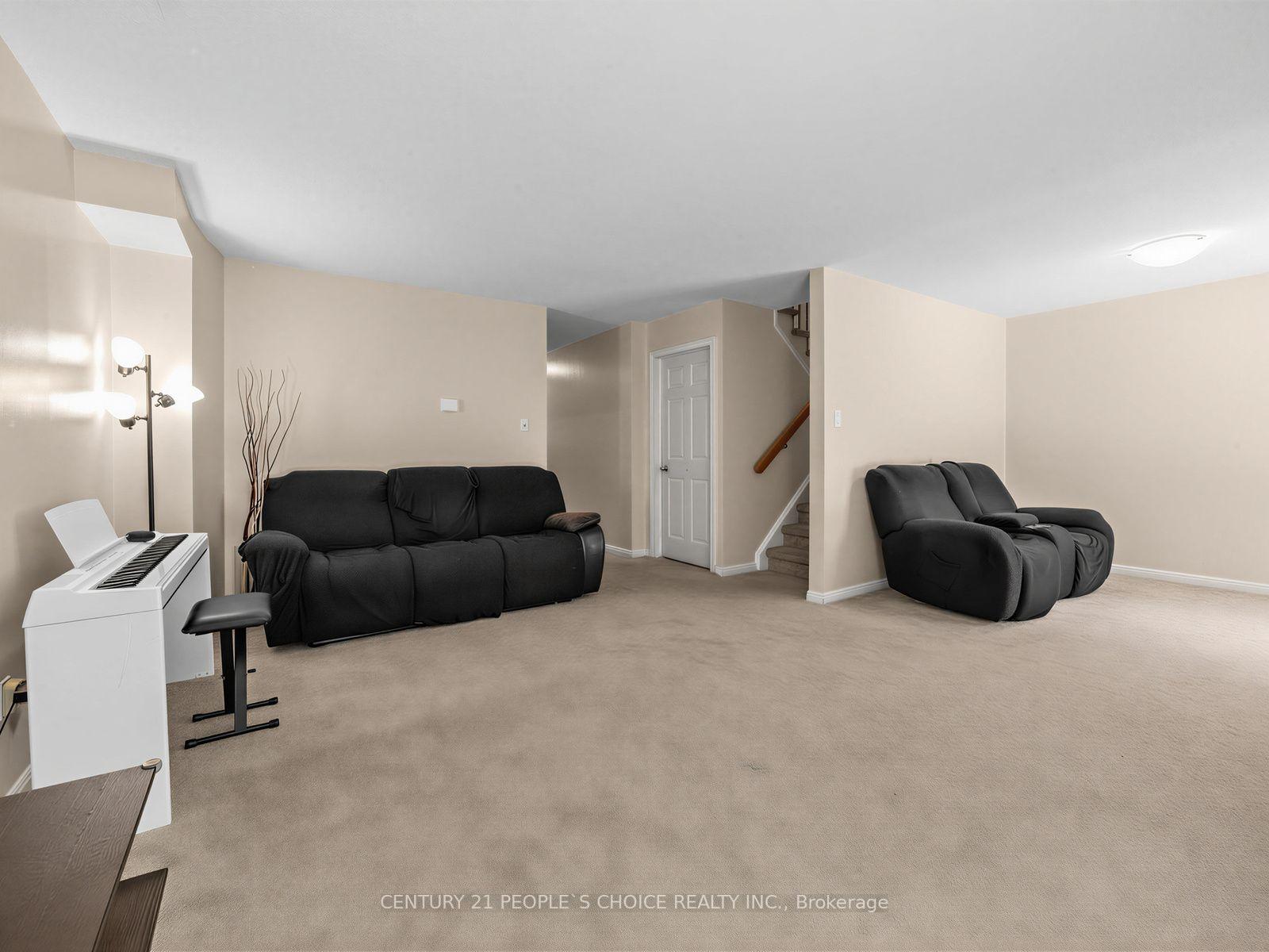 Photo 15 of 128 Primrose Crescent, Brampton, Heart Lake West — HOMEH