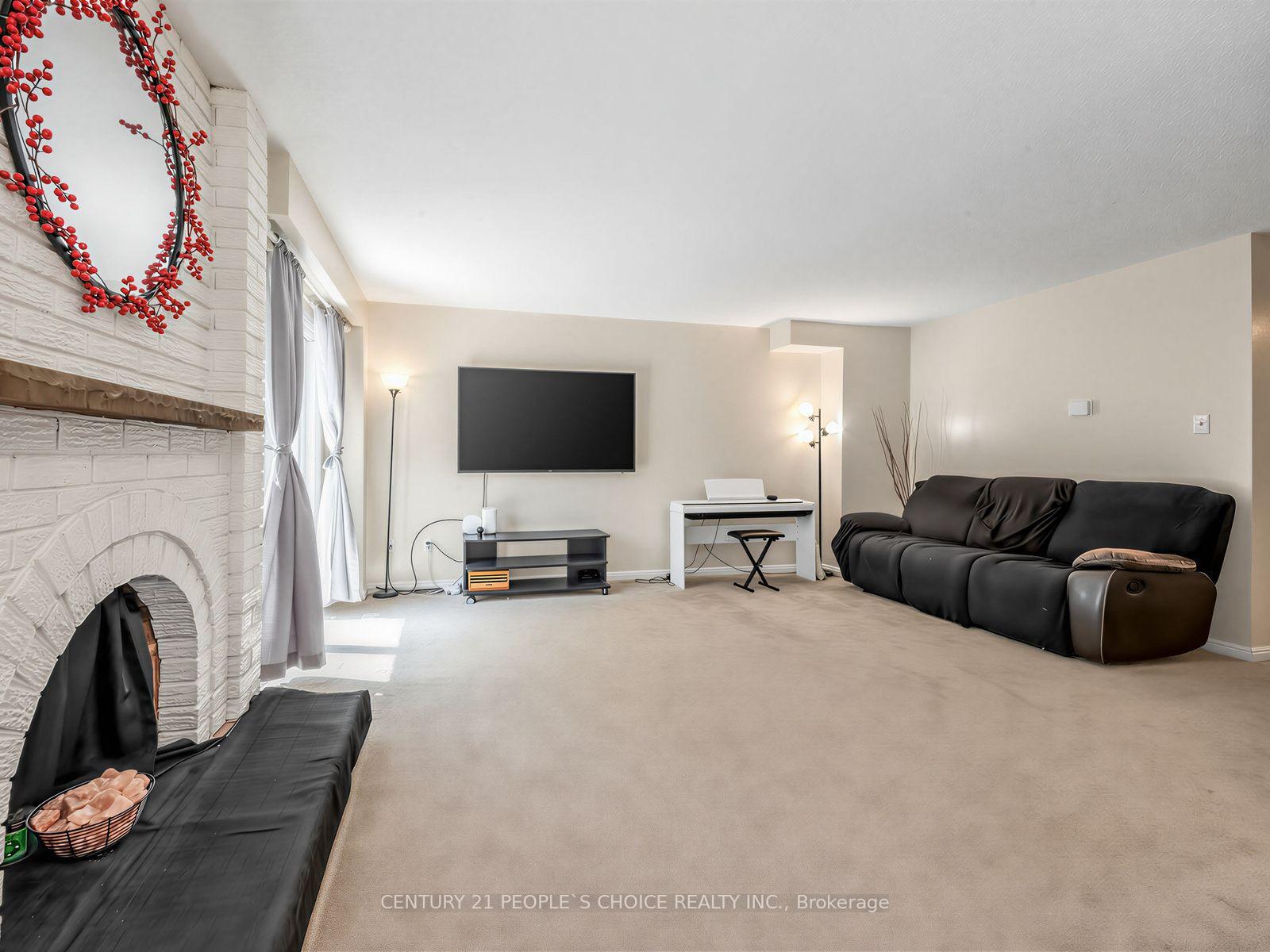 Photo 16 of 128 Primrose Crescent, Brampton, Heart Lake West — HOMEH