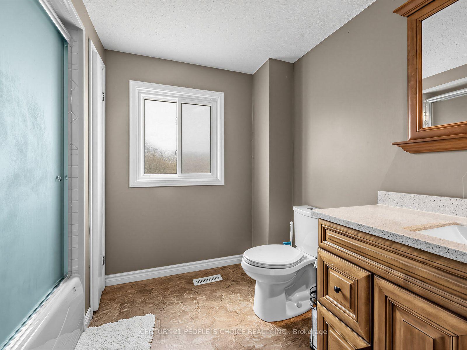 Photo 20 of 128 Primrose Crescent, Brampton, Heart Lake West — HOMEH