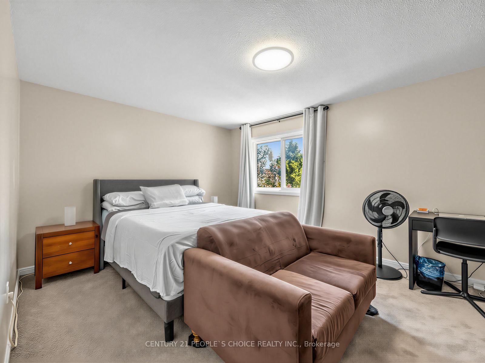 Photo 22 of 128 Primrose Crescent, Brampton, Heart Lake West — HOMEH