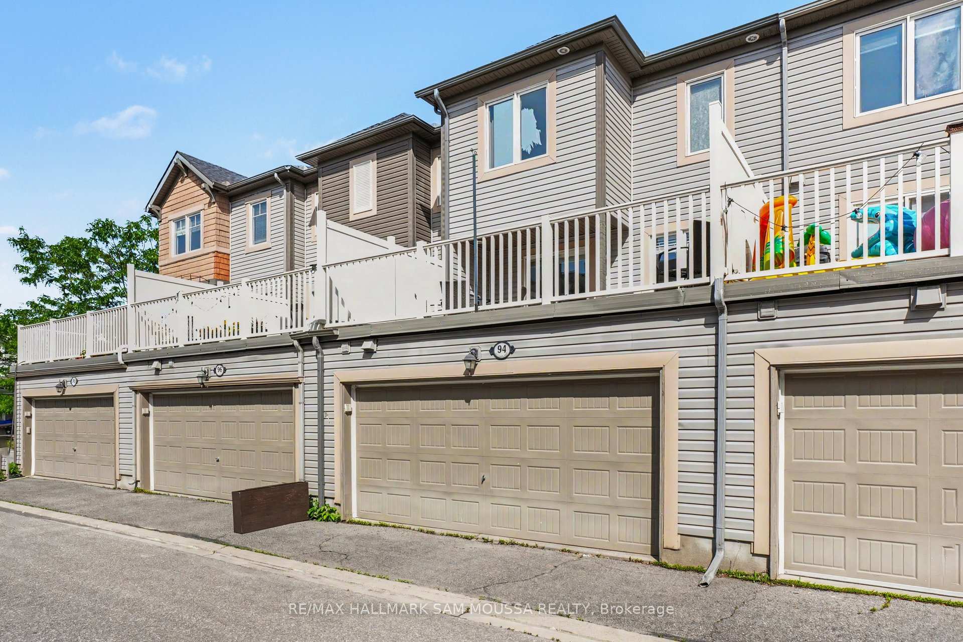Photo 3 of 94 Brisote Lane, Ottawa, Stittsville (North) — HOMEH