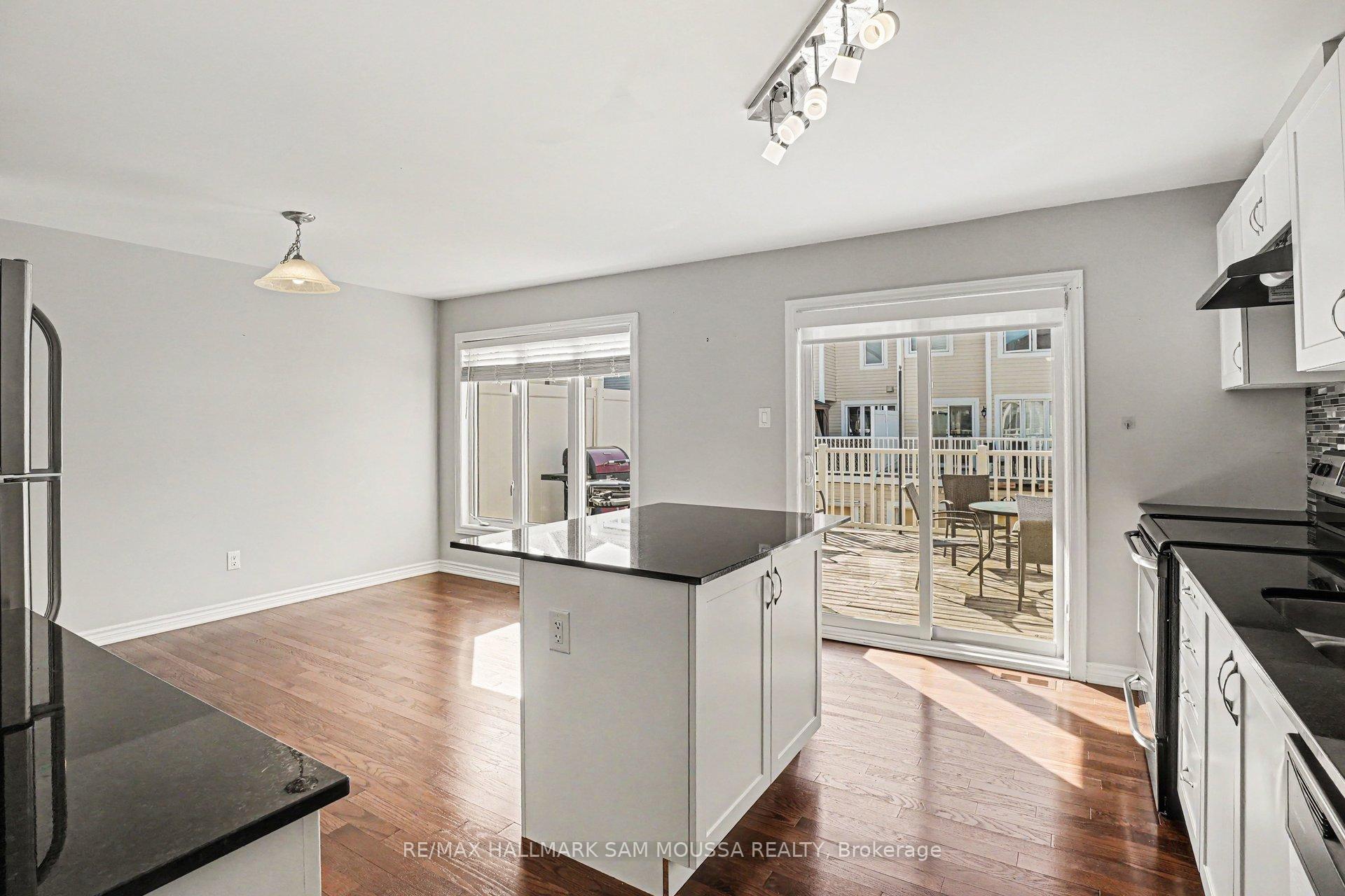 Photo 19 of 94 Brisote Lane, Ottawa, Stittsville (North) — HOMEH
