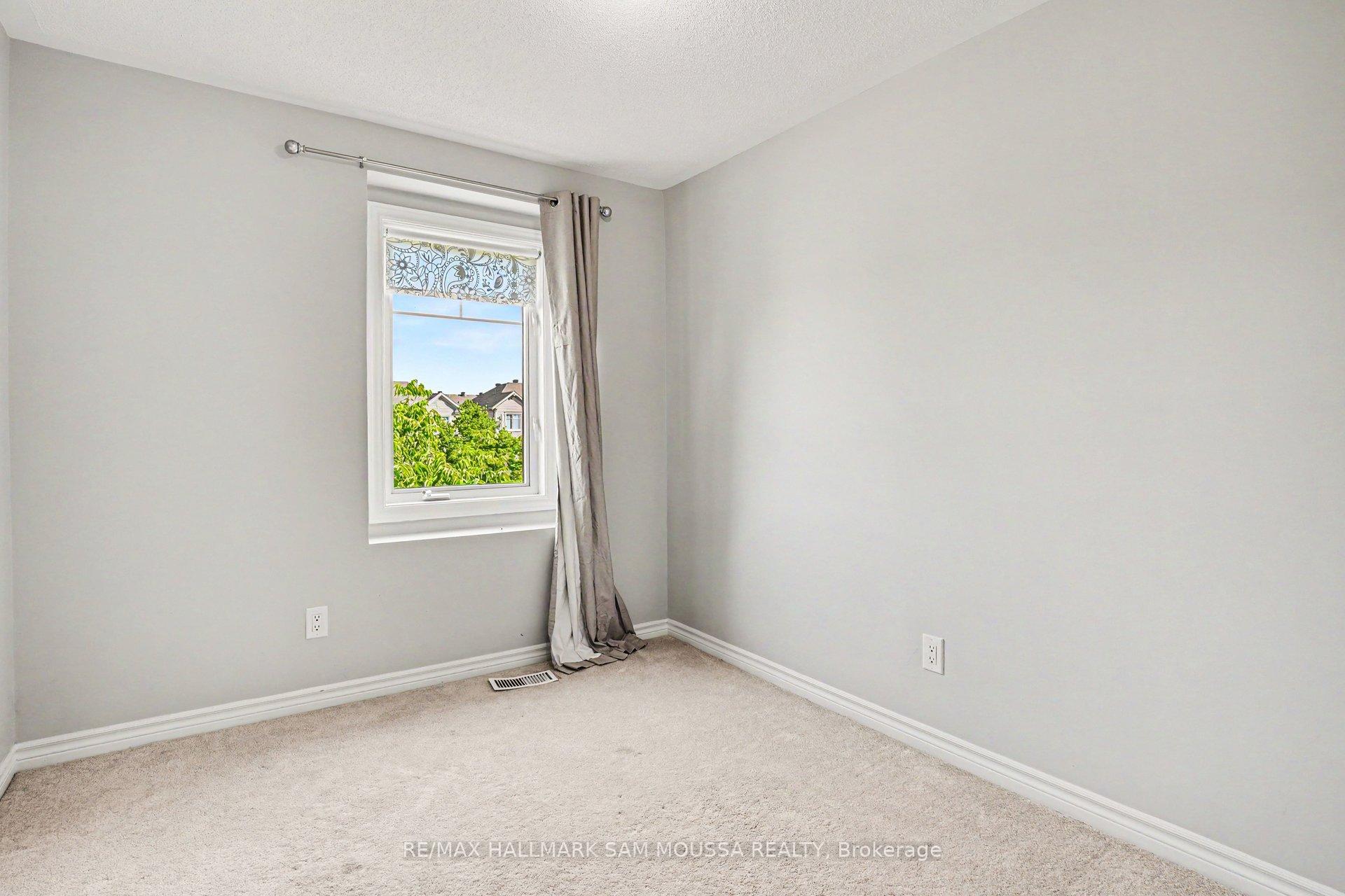 Photo 38 of 94 Brisote Lane, Ottawa, Stittsville (North) — HOMEH
