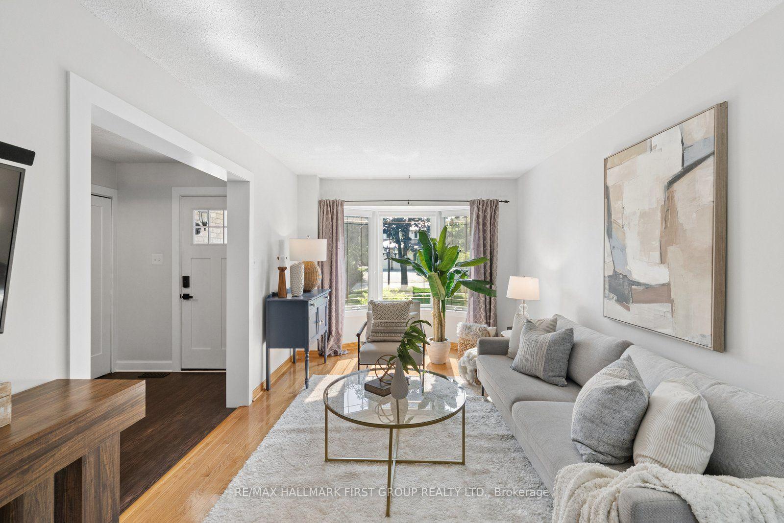 Photo 7 of 662 Cognac Crescent, Pickering, Amberlea — HOMEH