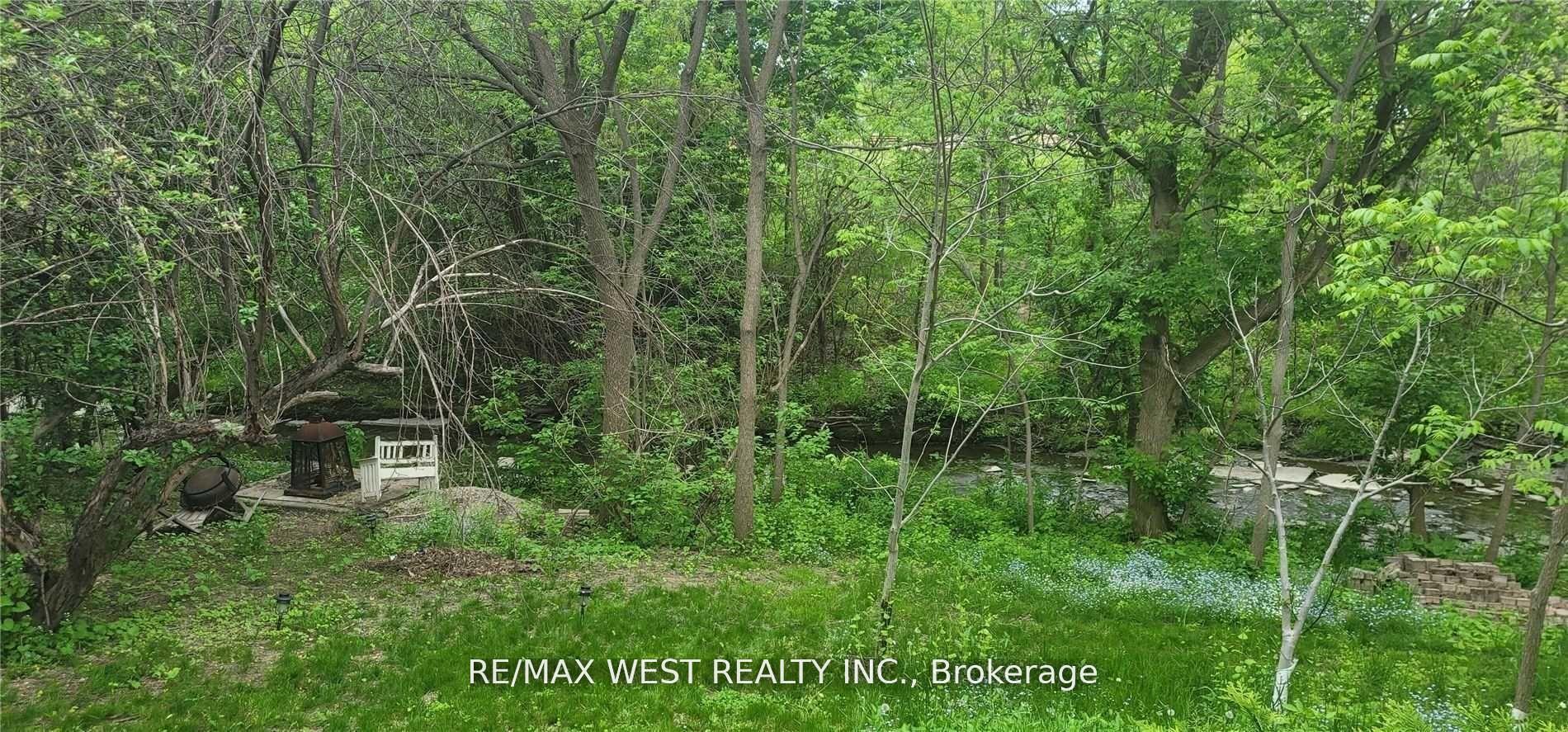 Photo 19 of Unit Upper, 51 Monterrey Drive, Etobicoke, Thistletown-Beaumonde Heights — HOMEH